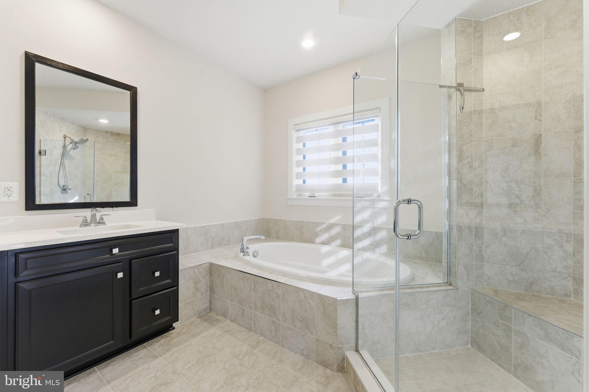 BOULEVARD VI TOWNS - Residential