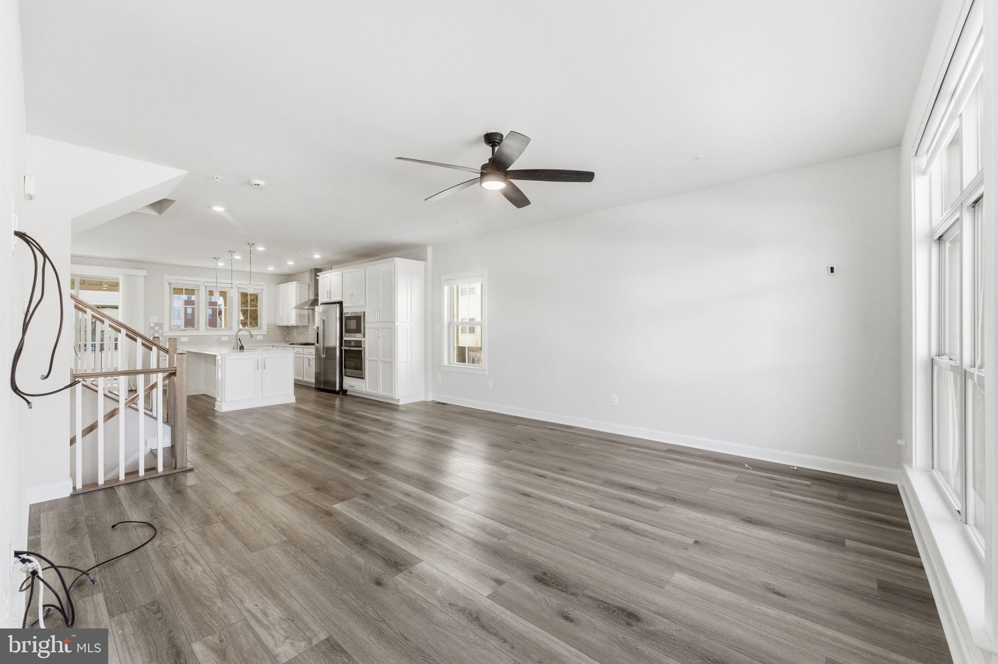 BOULEVARD VI TOWNS - Residential