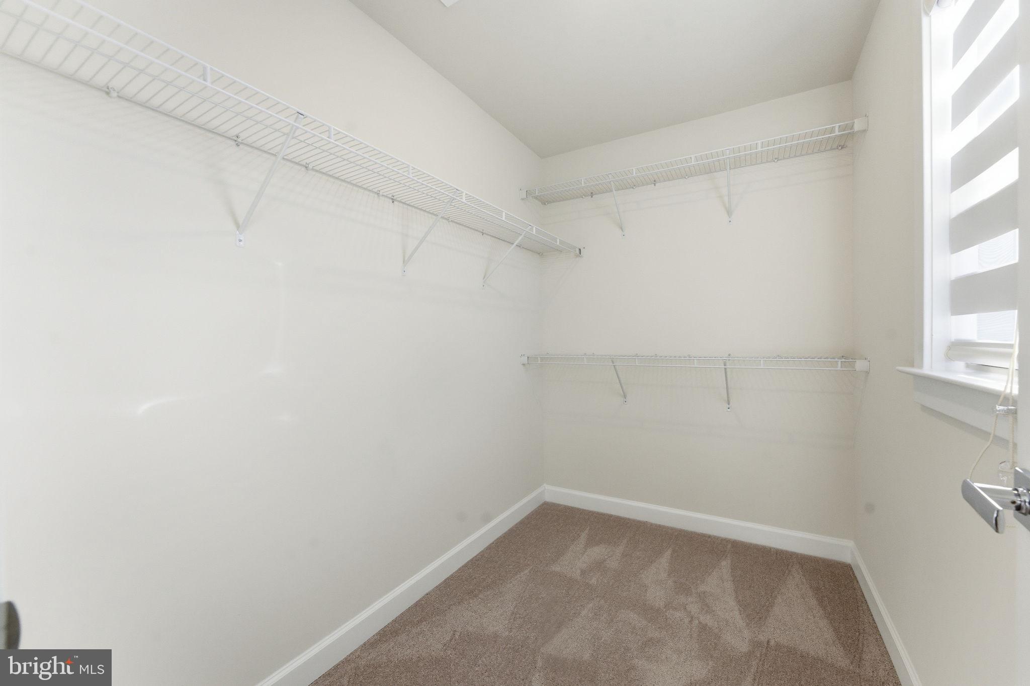 BOULEVARD VI TOWNS - Residential