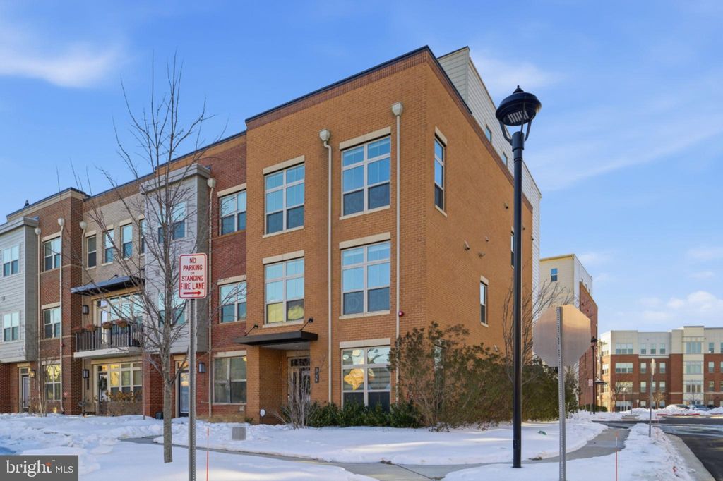 Photo of 3754 Mayors Way, FAIRFAX, VA 22030 (MLS # VAFC2007580)