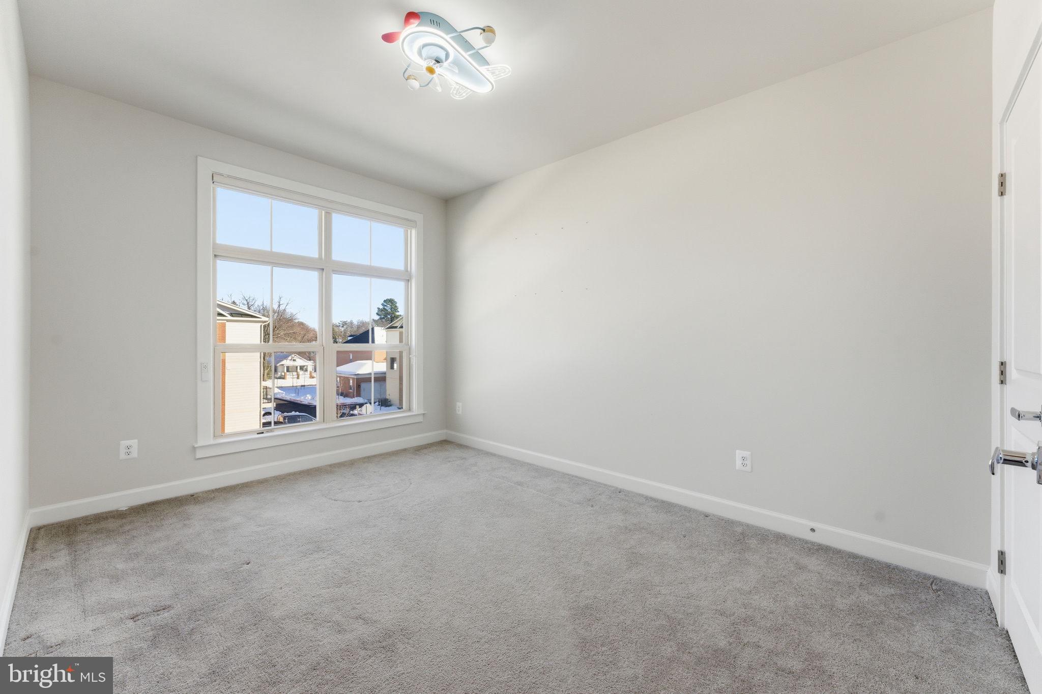 BOULEVARD VI TOWNS - Residential