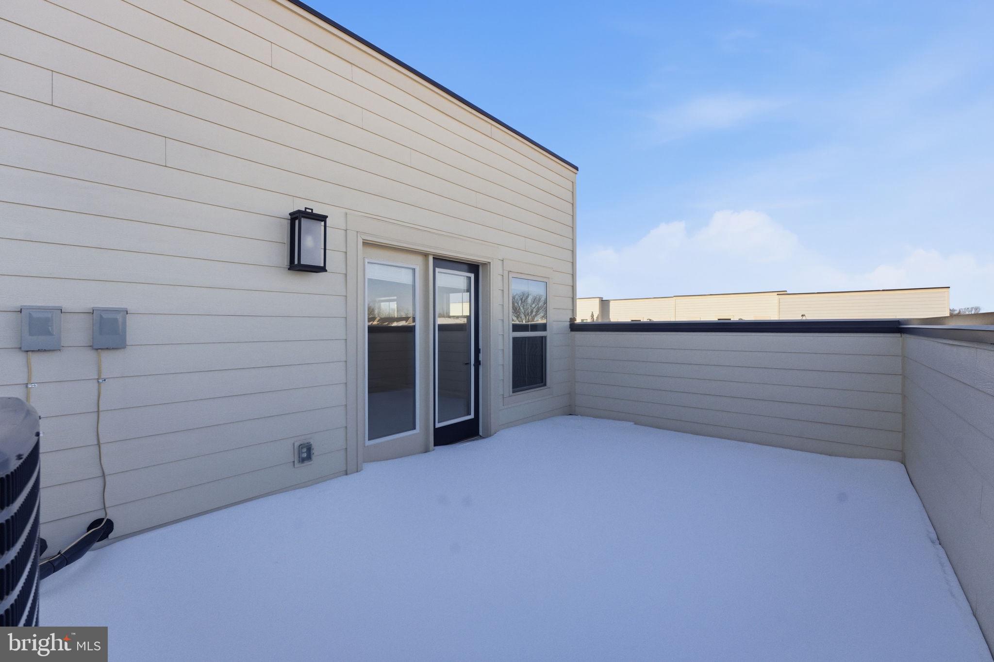 BOULEVARD VI TOWNS - Residential