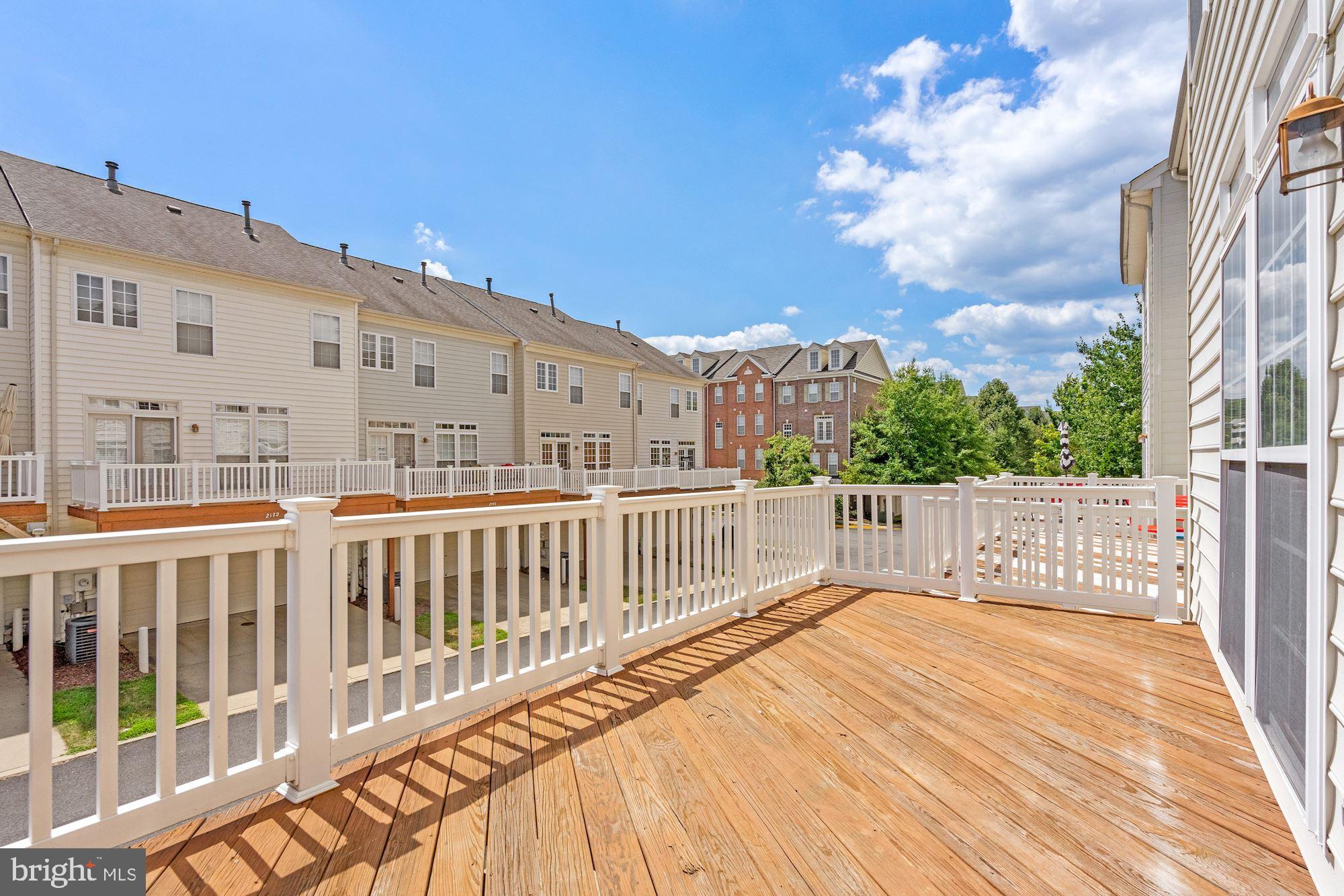 POTOMAC CLUB - Residential