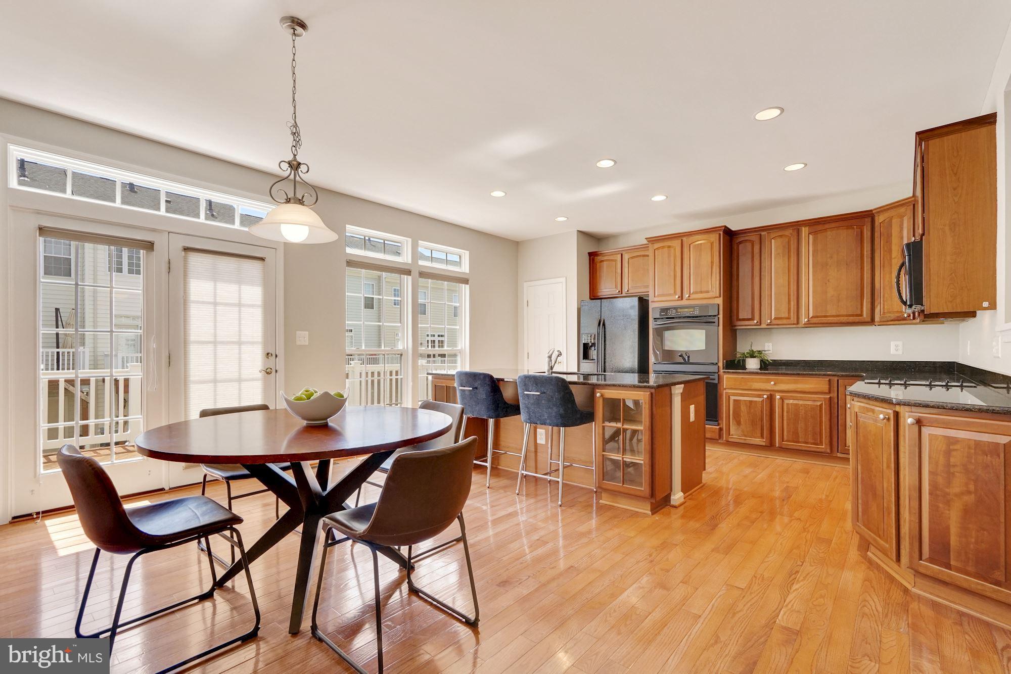 POTOMAC CLUB - Residential