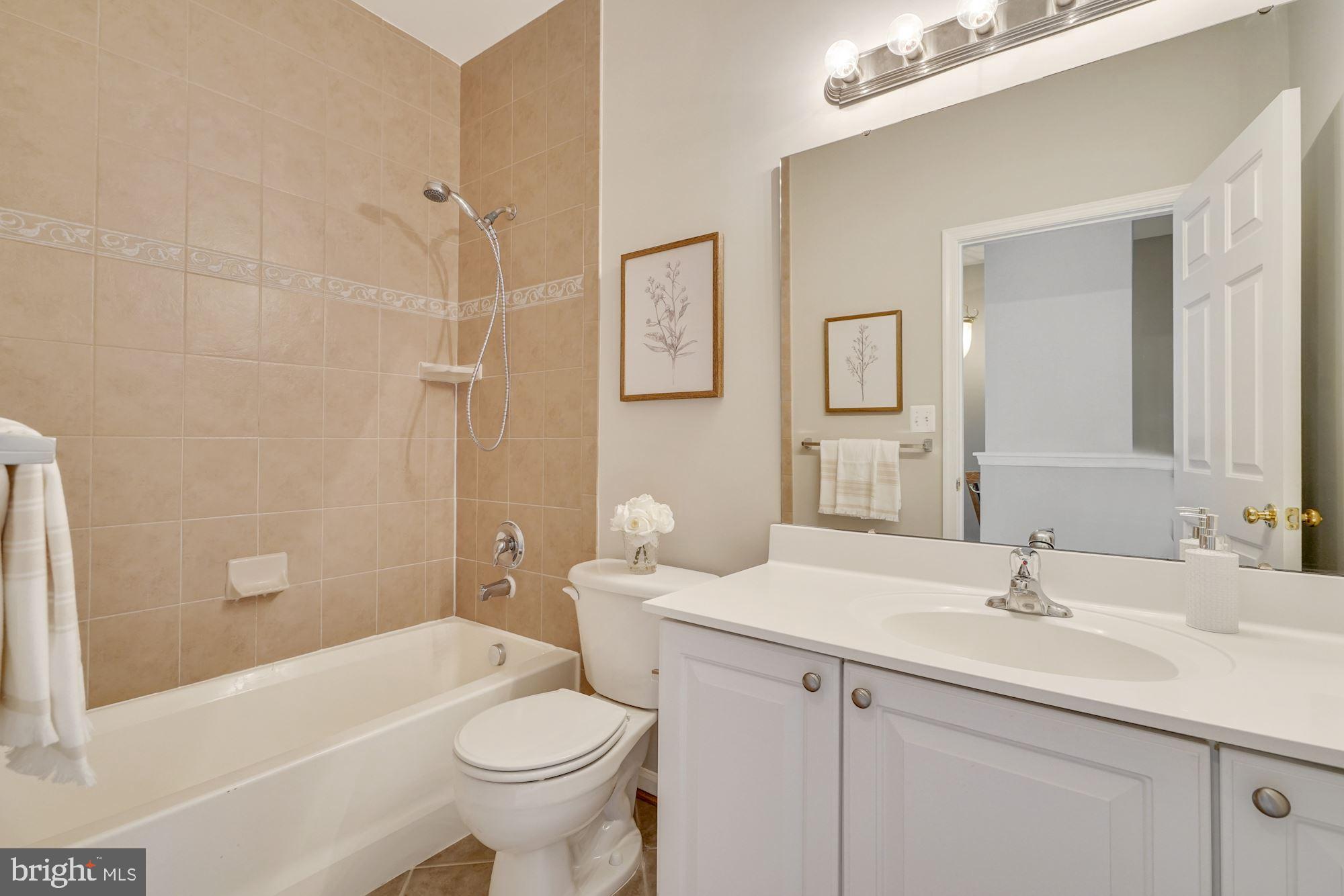 POTOMAC CLUB - Residential