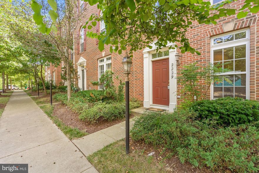 Welcome to 2229 Potomac Club Parkway, a beautiful townhome style condo in the highly desired and private Potomac Club Community. This home has it all! Step in through the front door or the 2 car garage into your spacious, newly painted foyer with a coat closet. On the entry level you will find hardwood floors, a separate office/den (or a bonus bedroom!),  and the laundry room. 

Head upstairs to the main level which includes the huge family room, kitchen, dining room, half bath, access to the deck, and hardwood floors. The kitchen boasts updated granite countertops, an eat-in area large enough for a 6 person dining room table, double ovens and tons of cabinet space. The spacious deck with sliding glass doors is conveniently located next to the kitchen. 

The top level includes the primary bedroom with an ensuite bathroom featuring a soaking tub and separate shower. 2 additional bedrooms and 1 full bath finish off this level. 

Potomac Club is a private, gated community that allows you to live in a 3 level townhome, with the benefits of easy condo ownership! The community takes care of lawn maintenance, exterior maintenance, and offers amazing amenities that include: indoor and outdoor pool, exercise room, clubhouse, jogging and walking paths. You are minutes away from shopping and restaurants at Stonebridge at Potomac Town Center, Alamo Drafthouse, and Potomac Mills. Easy commuter routes close by such as I-95, Rt.1 and Dale Blvd. Schedule a tour today!