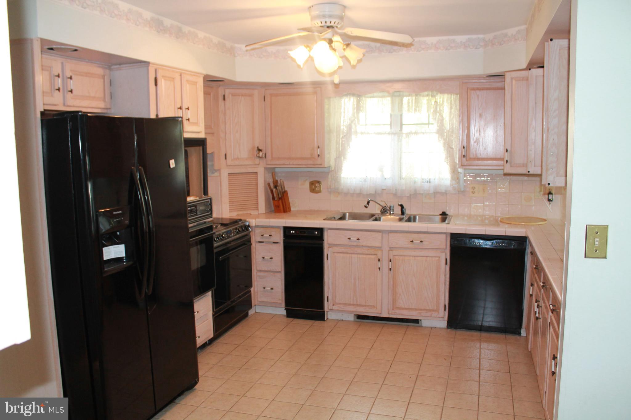 AVONDALE - Residential