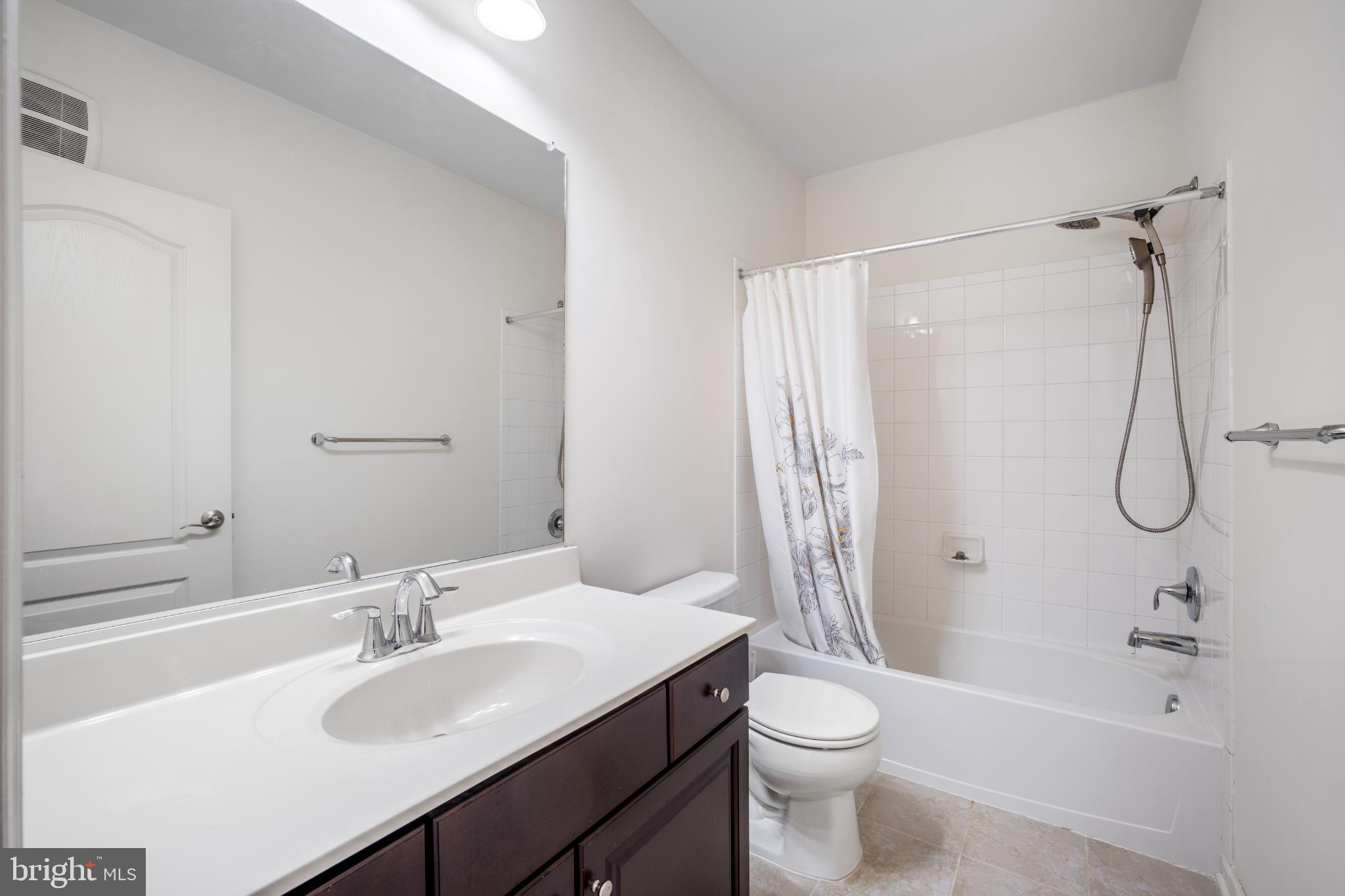 ARORA HILLS - Residential Lease