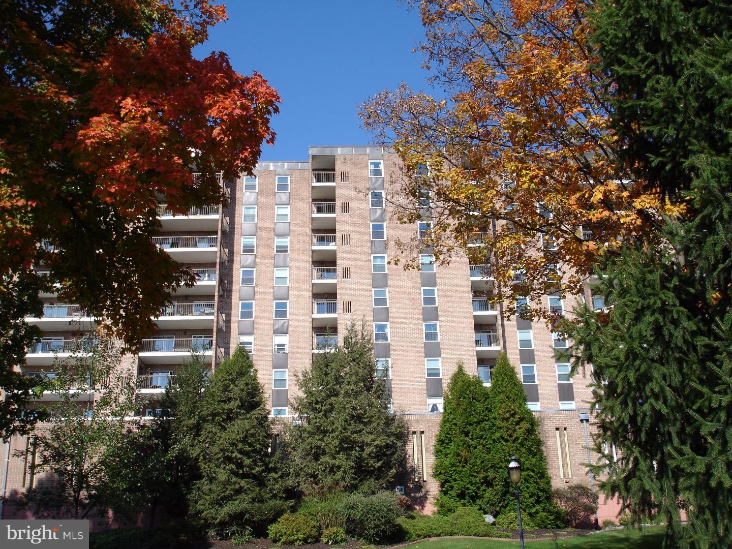 HUMMINGBIRD HILL - Residential