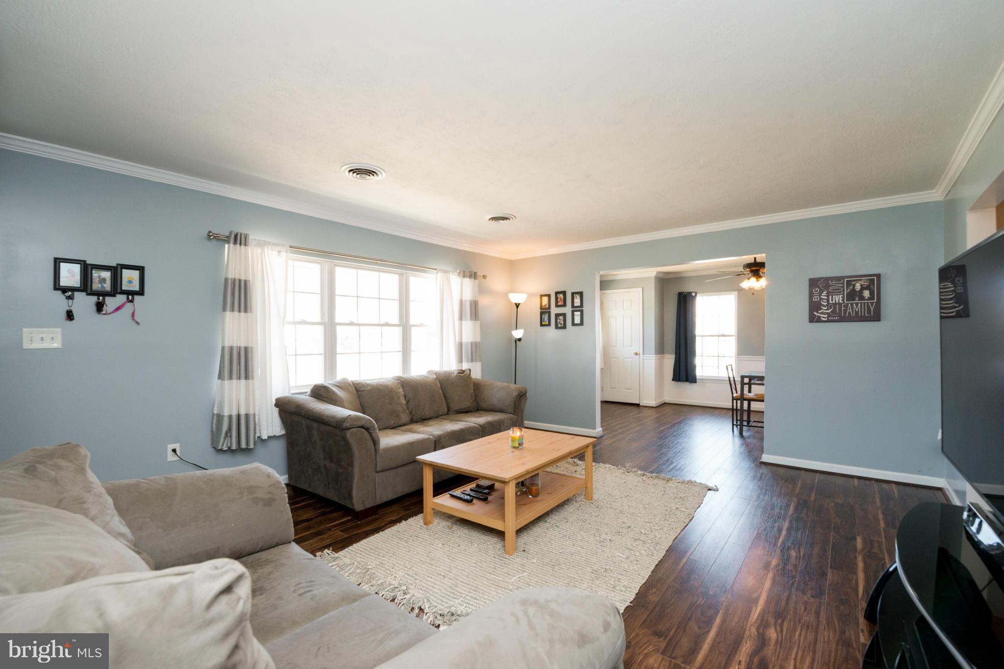 COUNTRY CLUB ESTATES - Residential