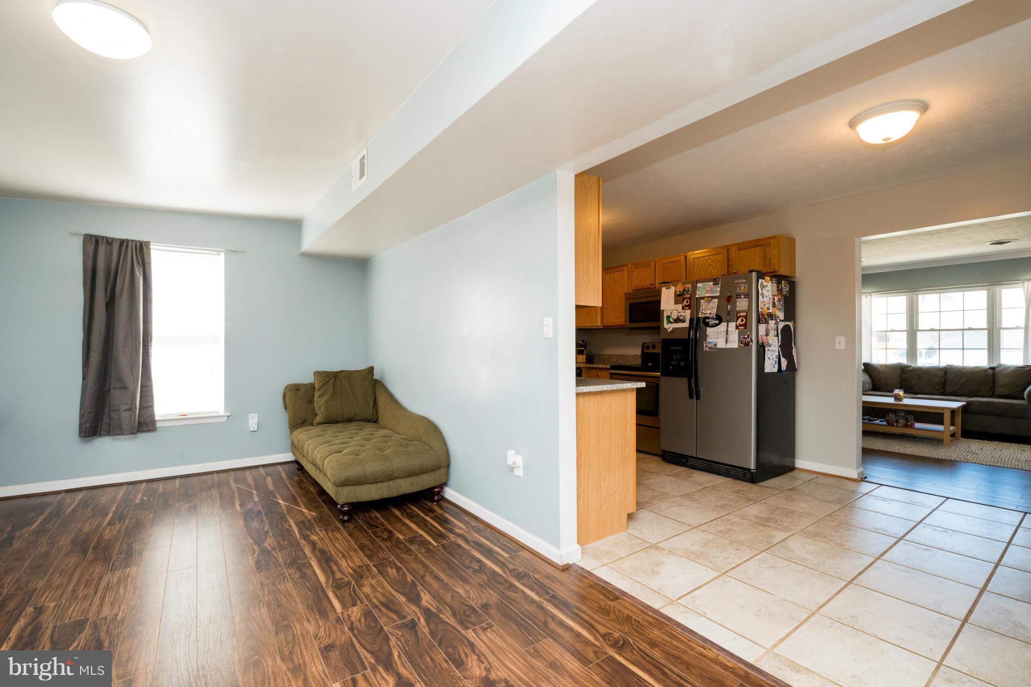 COUNTRY CLUB ESTATES - Residential