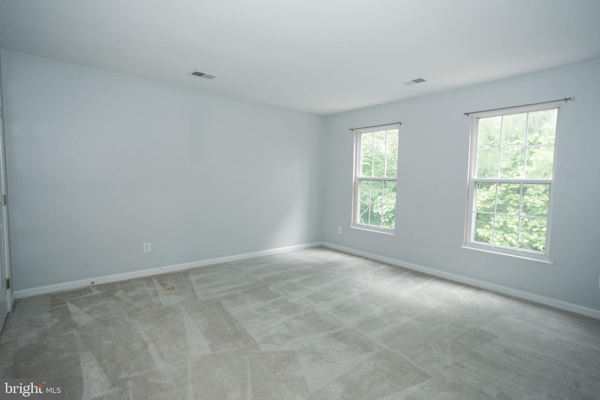 MEADOWBROOK WOODS - Residential