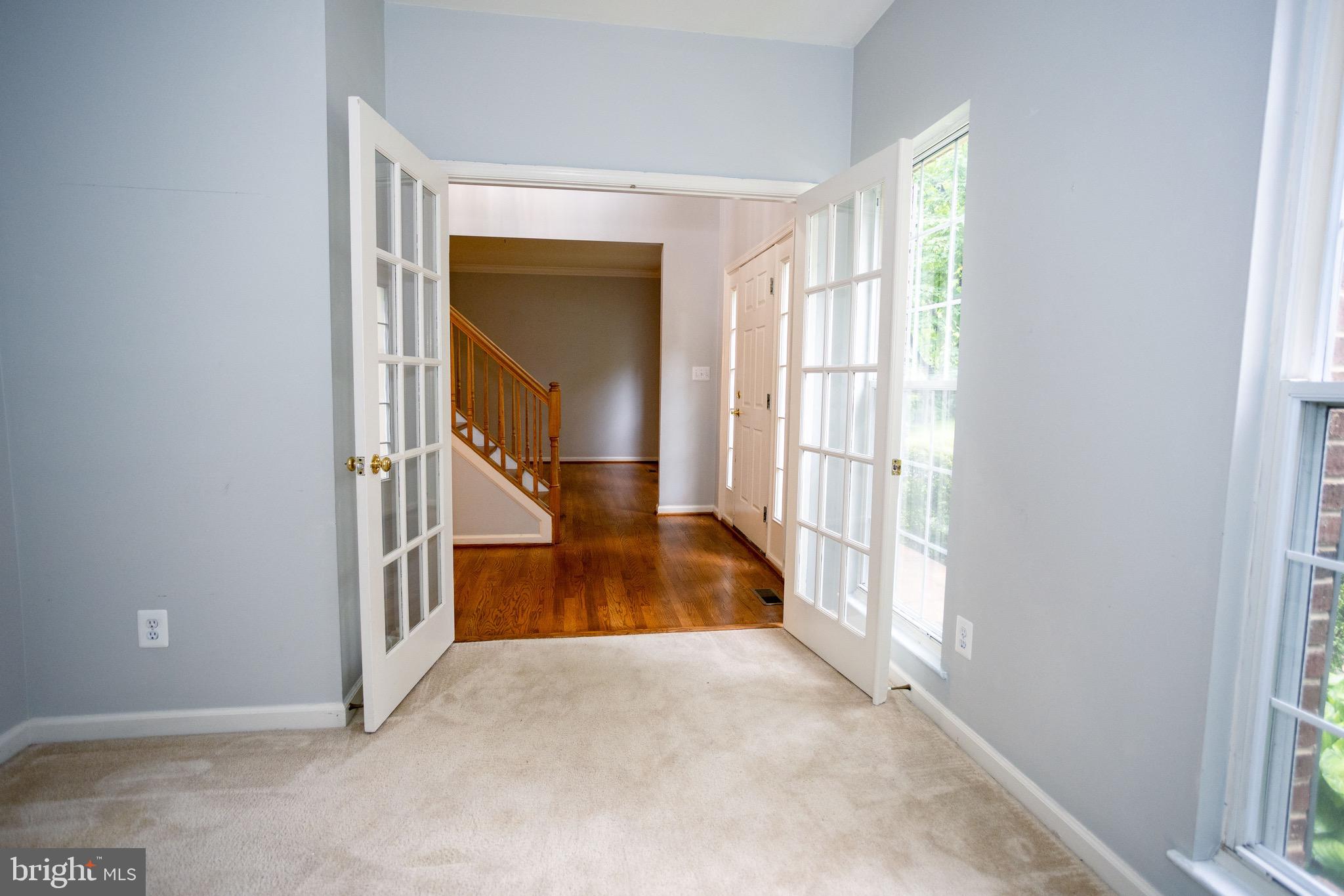 MEADOWBROOK WOODS - Residential