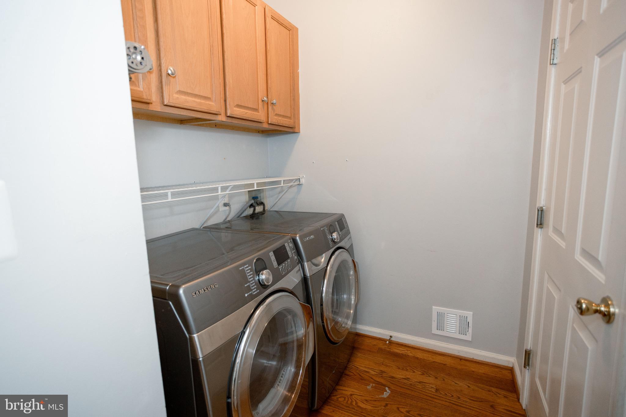 MEADOWBROOK WOODS - Residential