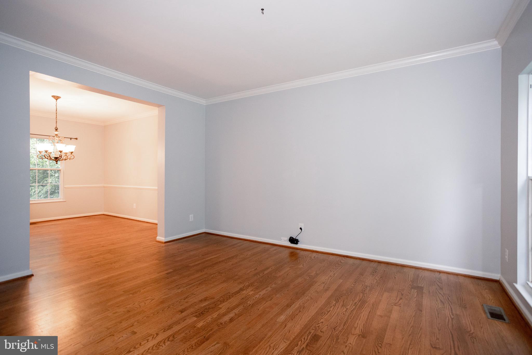 MEADOWBROOK WOODS - Residential