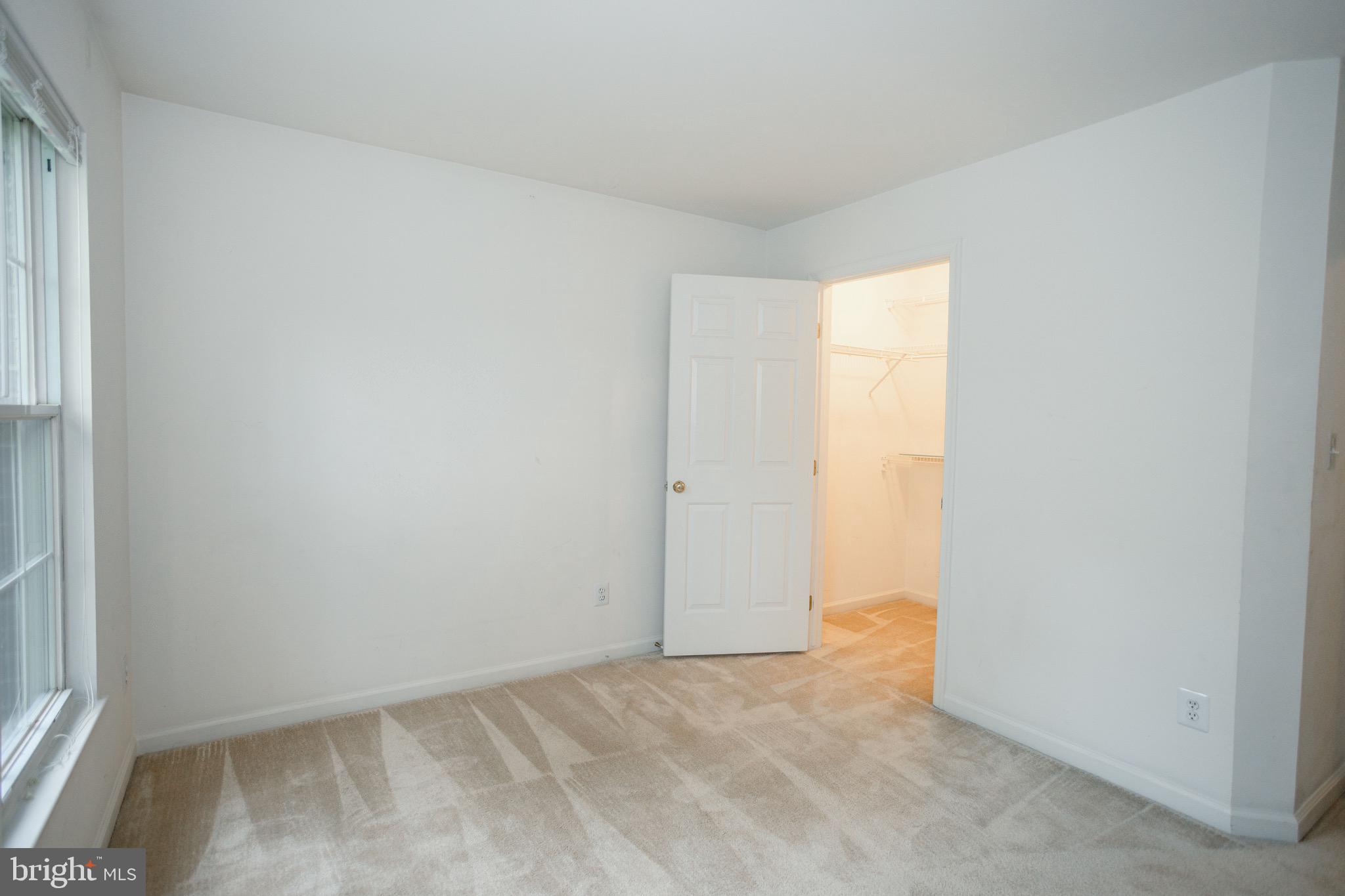 MEADOWBROOK WOODS - Residential