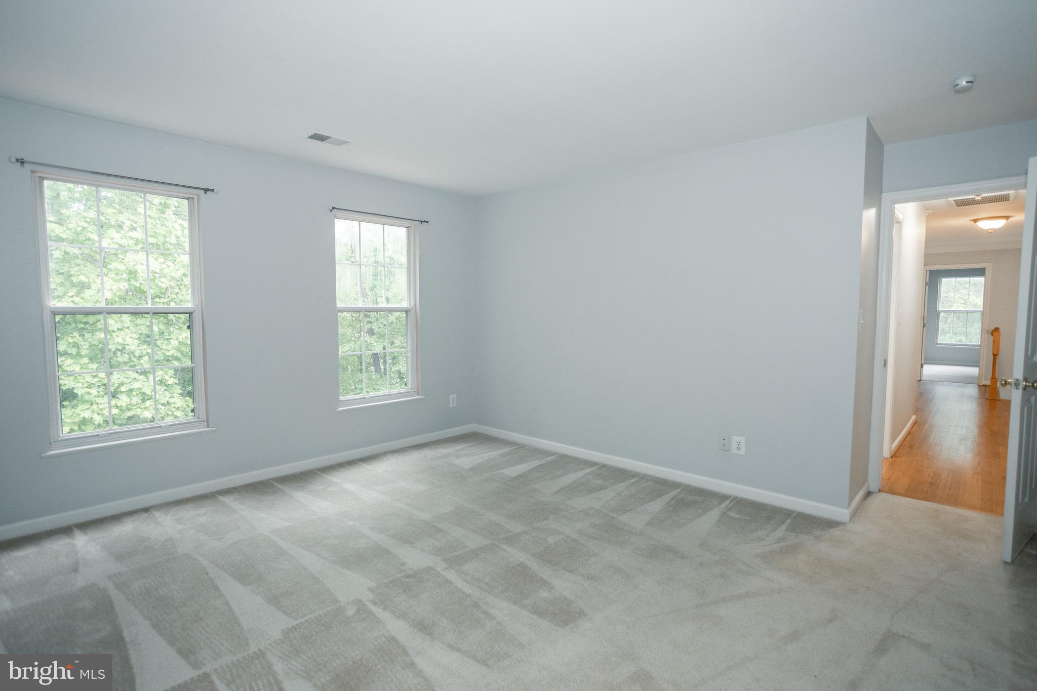 MEADOWBROOK WOODS - Residential