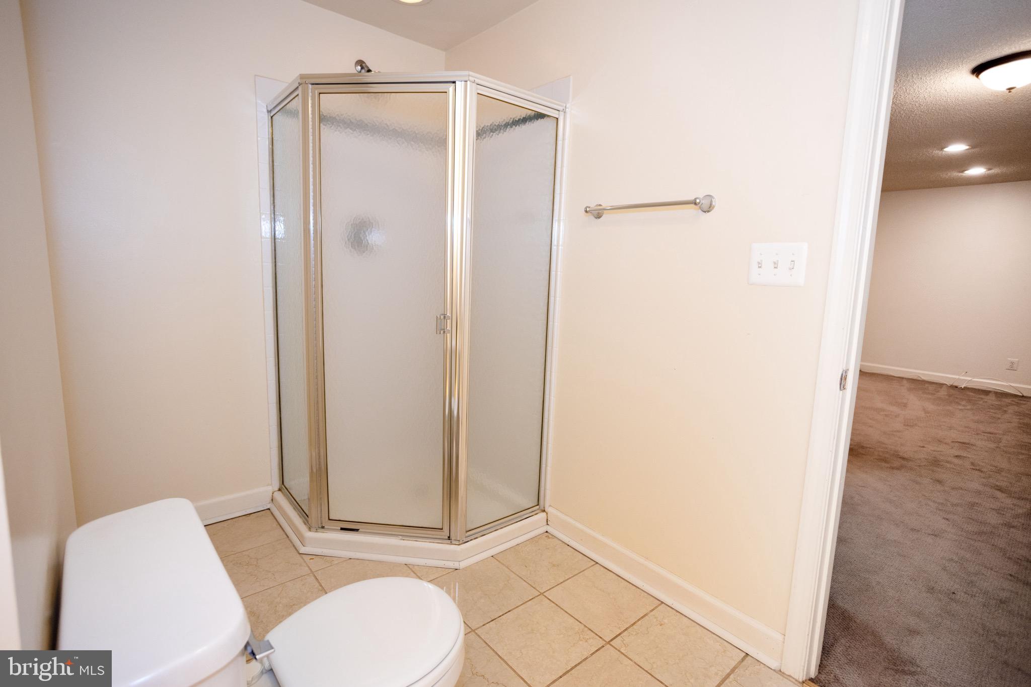 MEADOWBROOK WOODS - Residential