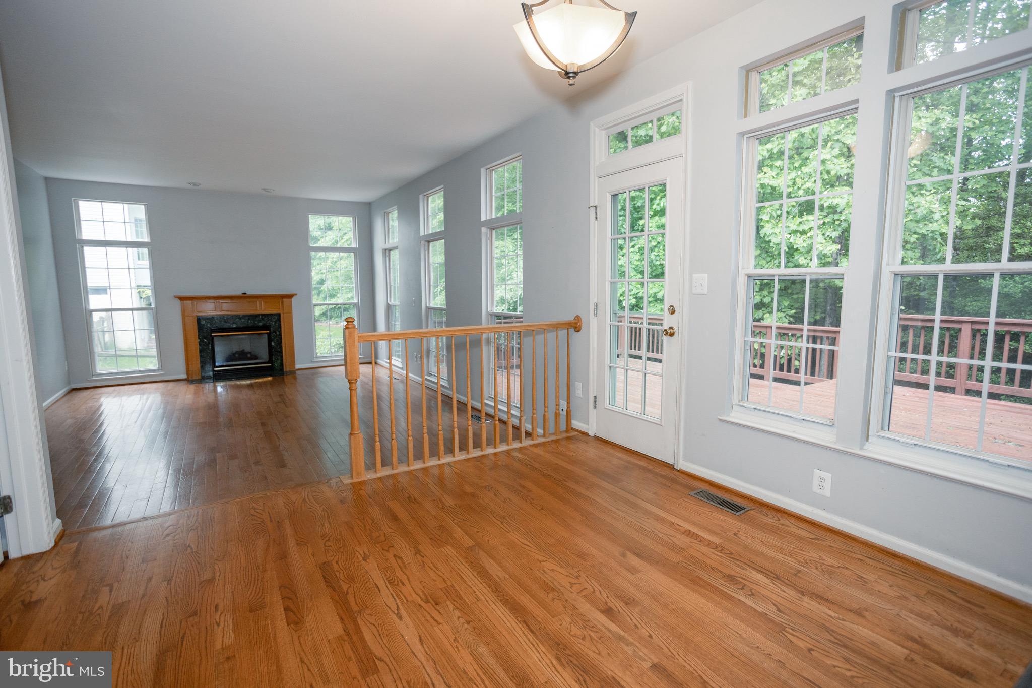 MEADOWBROOK WOODS - Residential