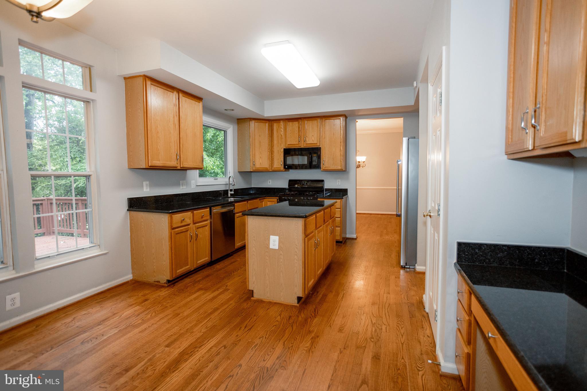 MEADOWBROOK WOODS - Residential