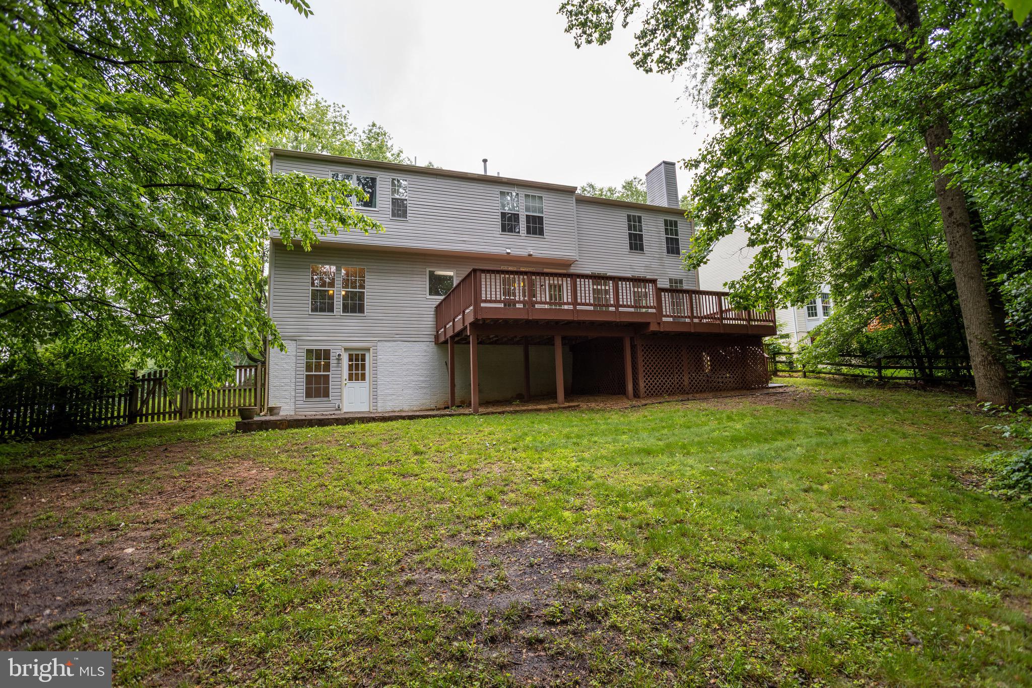 MEADOWBROOK WOODS - Residential