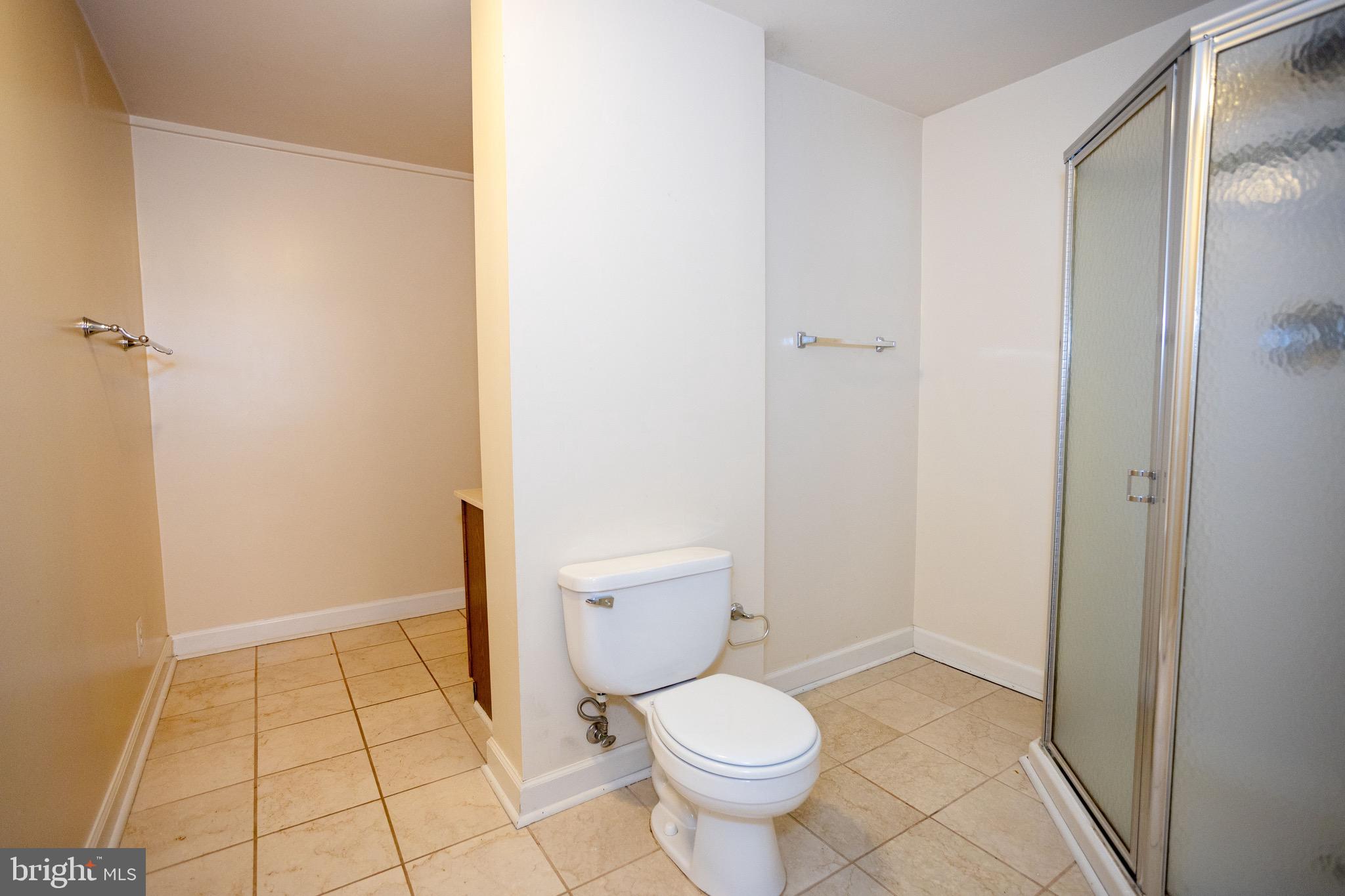 MEADOWBROOK WOODS - Residential