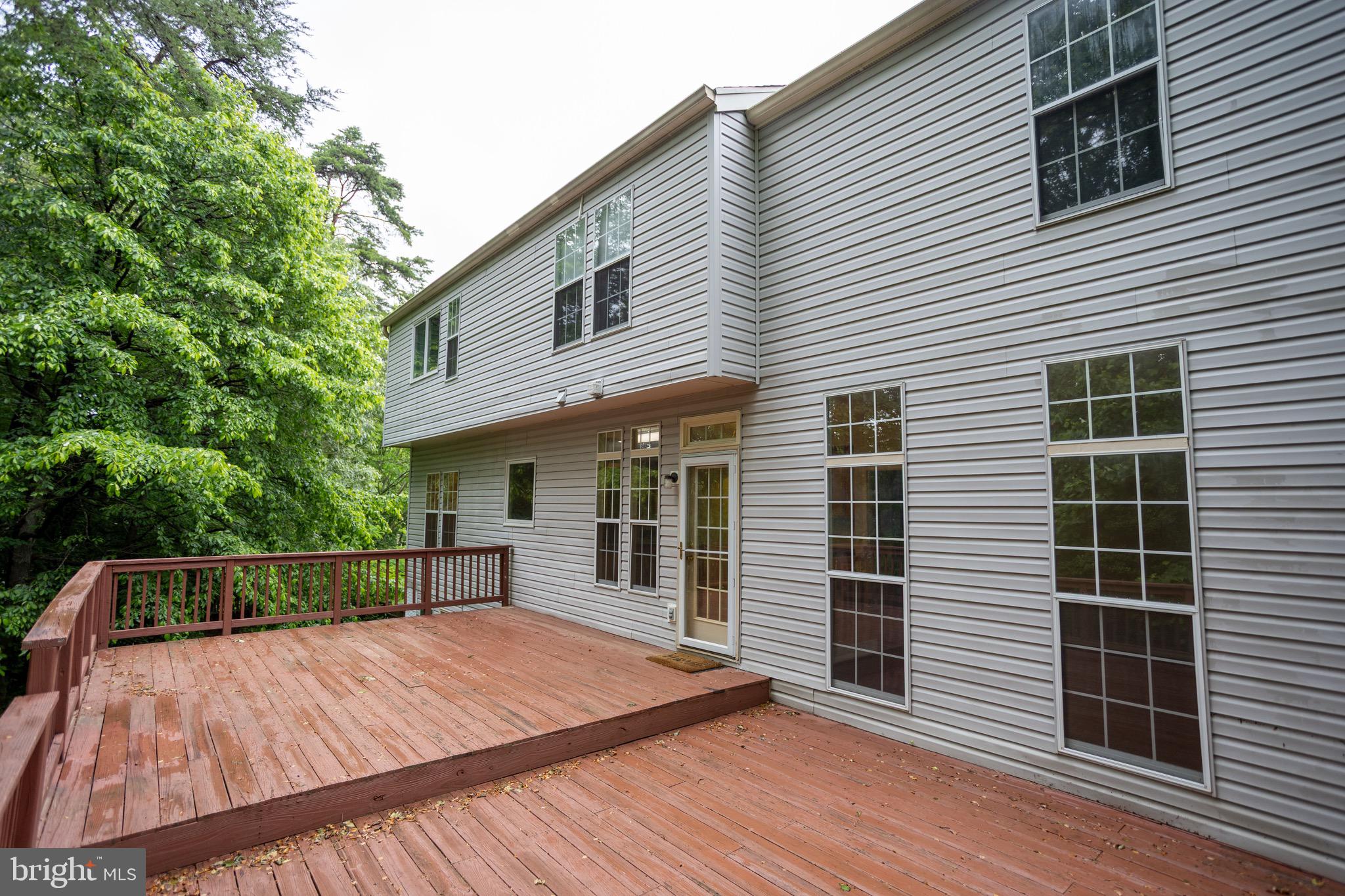 MEADOWBROOK WOODS - Residential