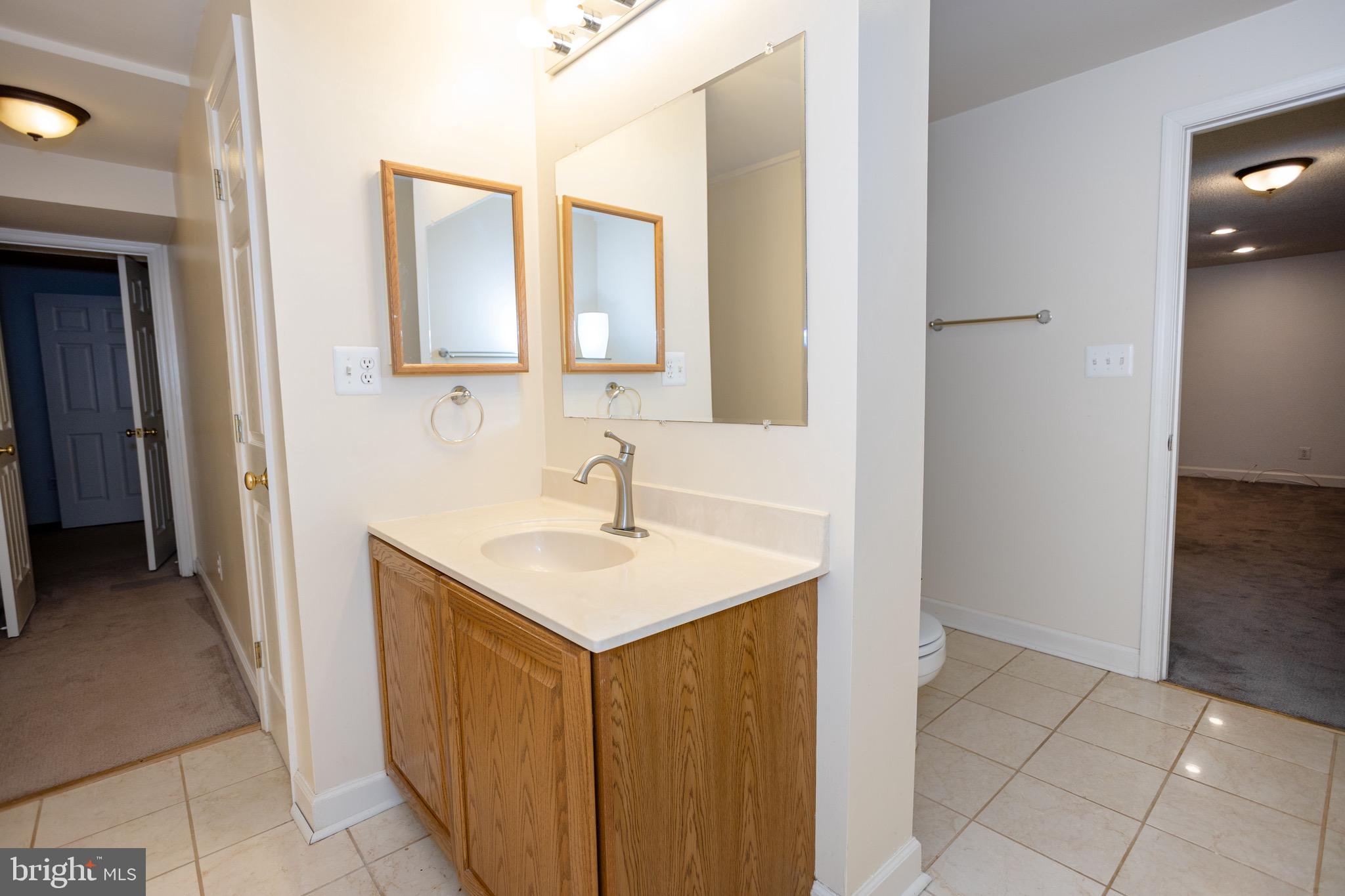 MEADOWBROOK WOODS - Residential