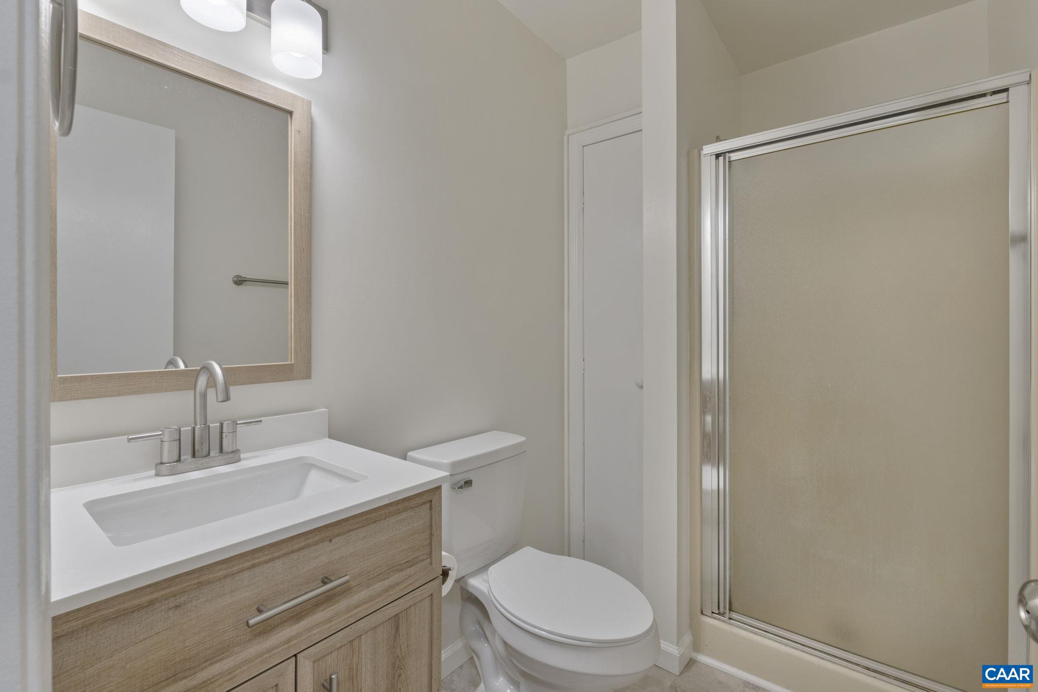 LAKE MONTICELLO - Residential