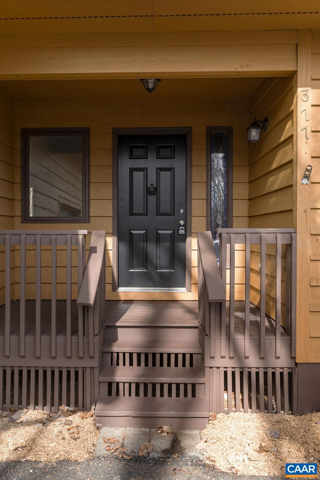 LAKE MONTICELLO - Residential