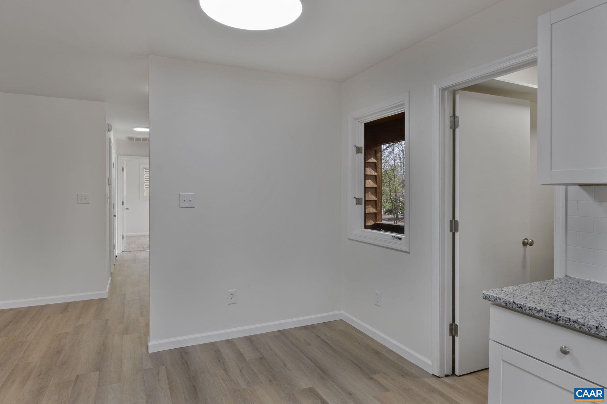 LAKE MONTICELLO - Residential