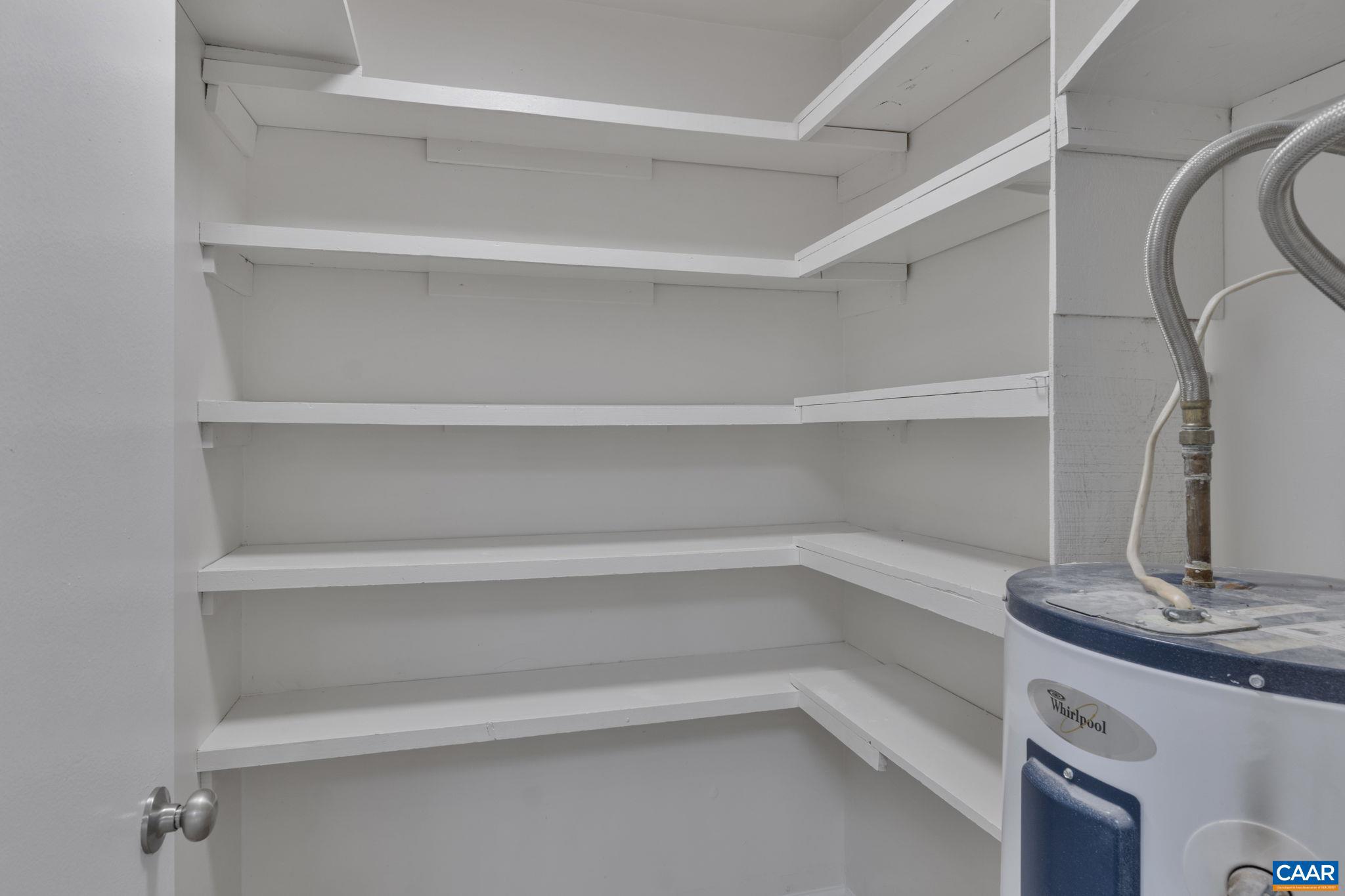 LAKE MONTICELLO - Residential