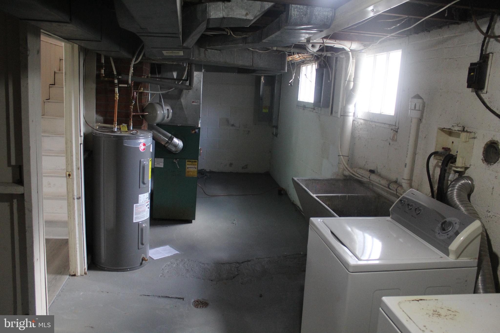 HAMILTON PARK - Residential Lease