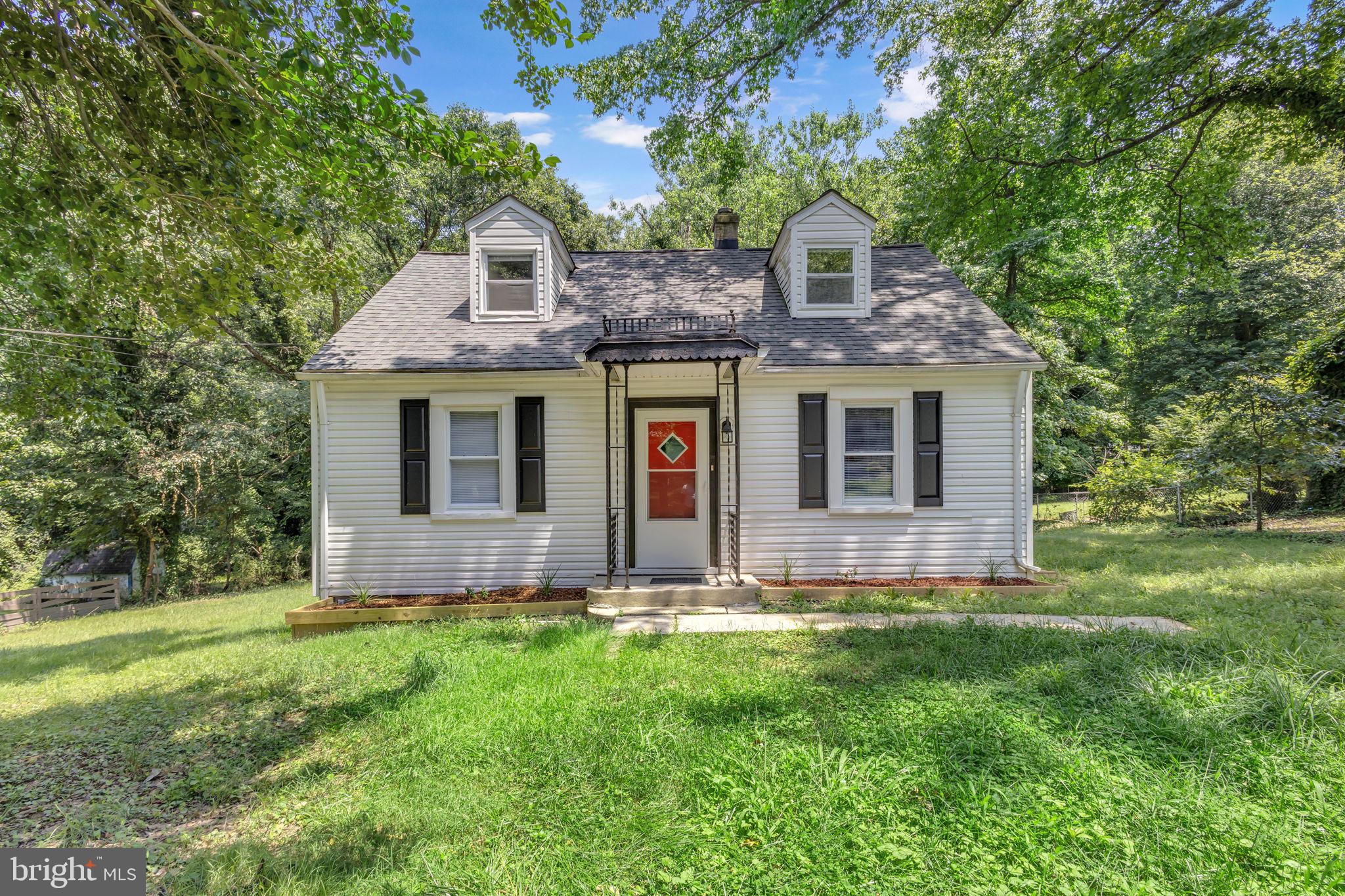 Seller Offering $10,000.00 in CLOSING ASSISTANCE.
Bundled service pricing available for buyers. Connect with the listing agent for details.
Welcome to this super cute and recently updated 3-bedroom, 2-bath single-family home, perfectly situated on a spacious 1/3-acre lot. Tucked away on a peaceful no-outlet street, this gem offers privacy, serenity, and a beautifully flat backyard that backs to nature—ideal for entertaining, relaxing, or play. Enjoy bug-free outdoor living on the screened-in, stamped concrete patio!
Inside, the main level features two bedrooms, a full bathroom, and warm, welcoming living, dining, and kitchen areas. Upstairs, retreat to your private primary suite, complete with its own full bath—your own peaceful escape.
With quick access to local restaurants, shopping, and all major DMV commuting routes, this home is a perfect blend of quiet charm and everyday convenience. Come see it before it's gone!