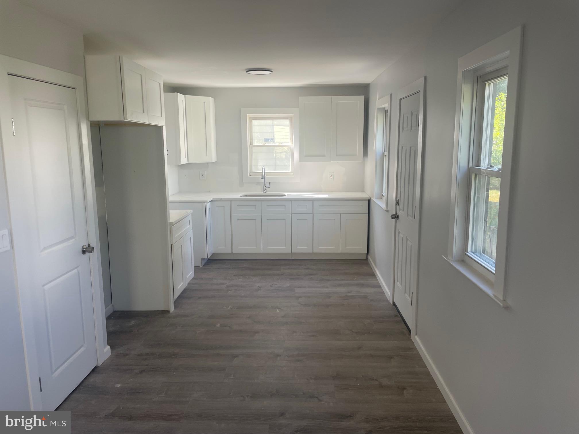 23 CADWALADER TERRACE