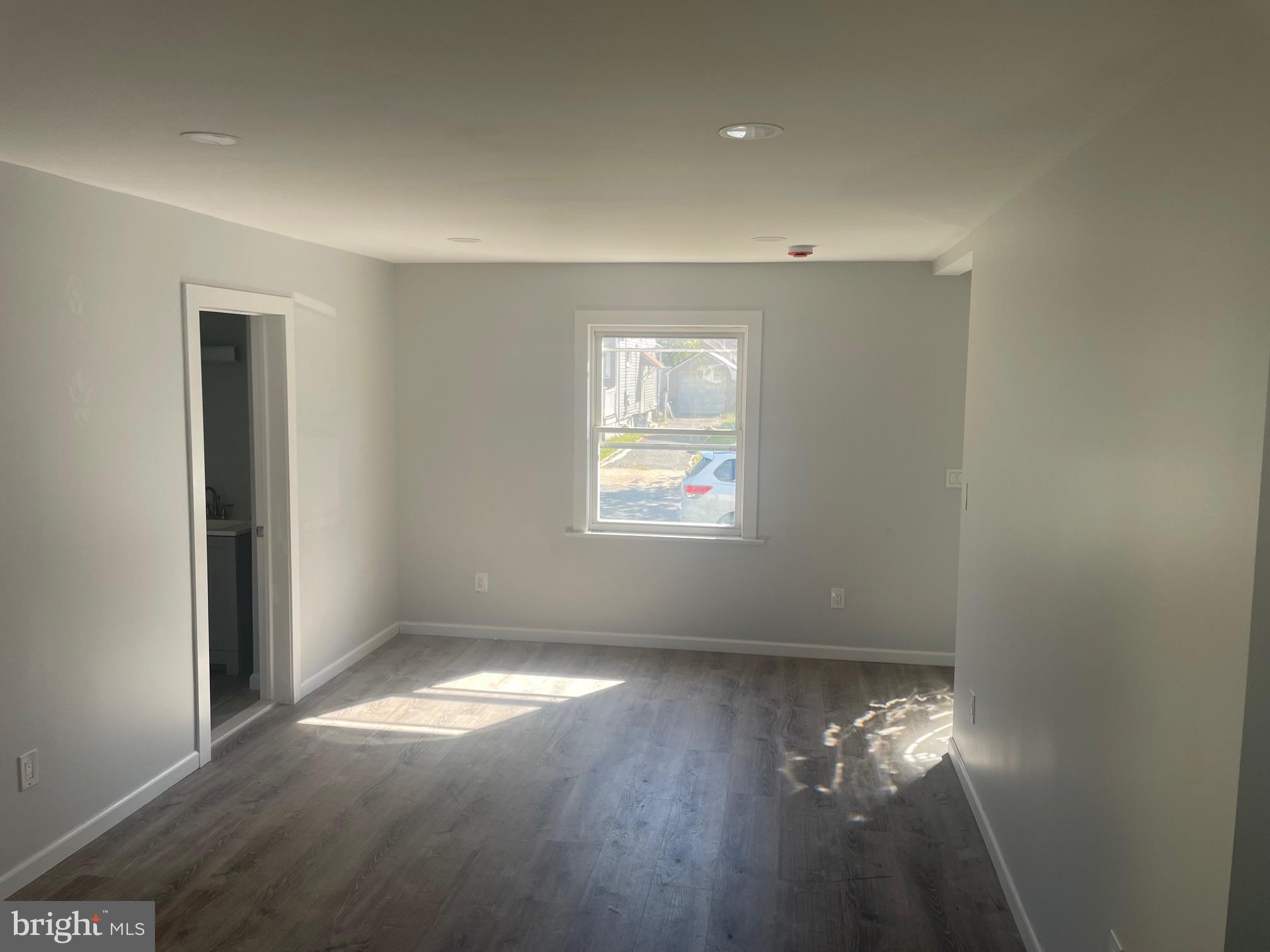 23 CADWALADER TERRACE