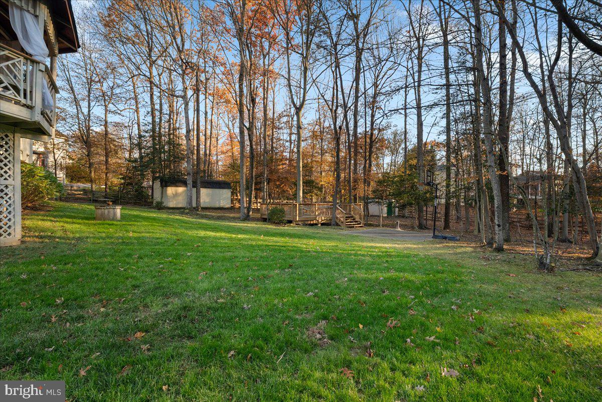 BARRINGTON OAKS - Residential Lease