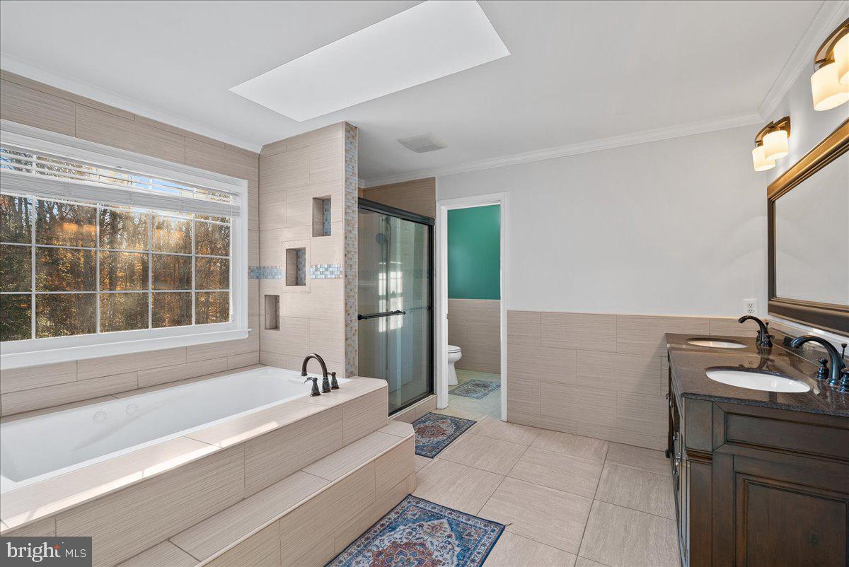 BARRINGTON OAKS - Residential Lease