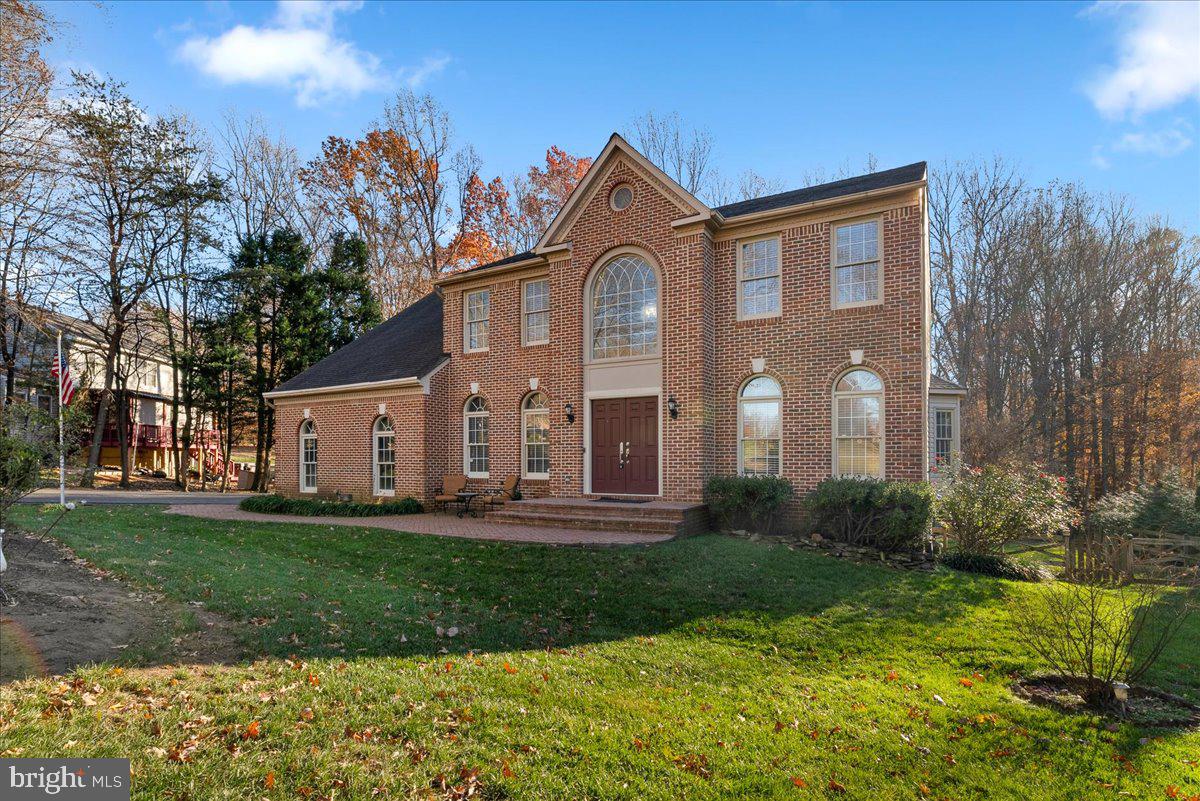 BARRINGTON OAKS - Residential Lease