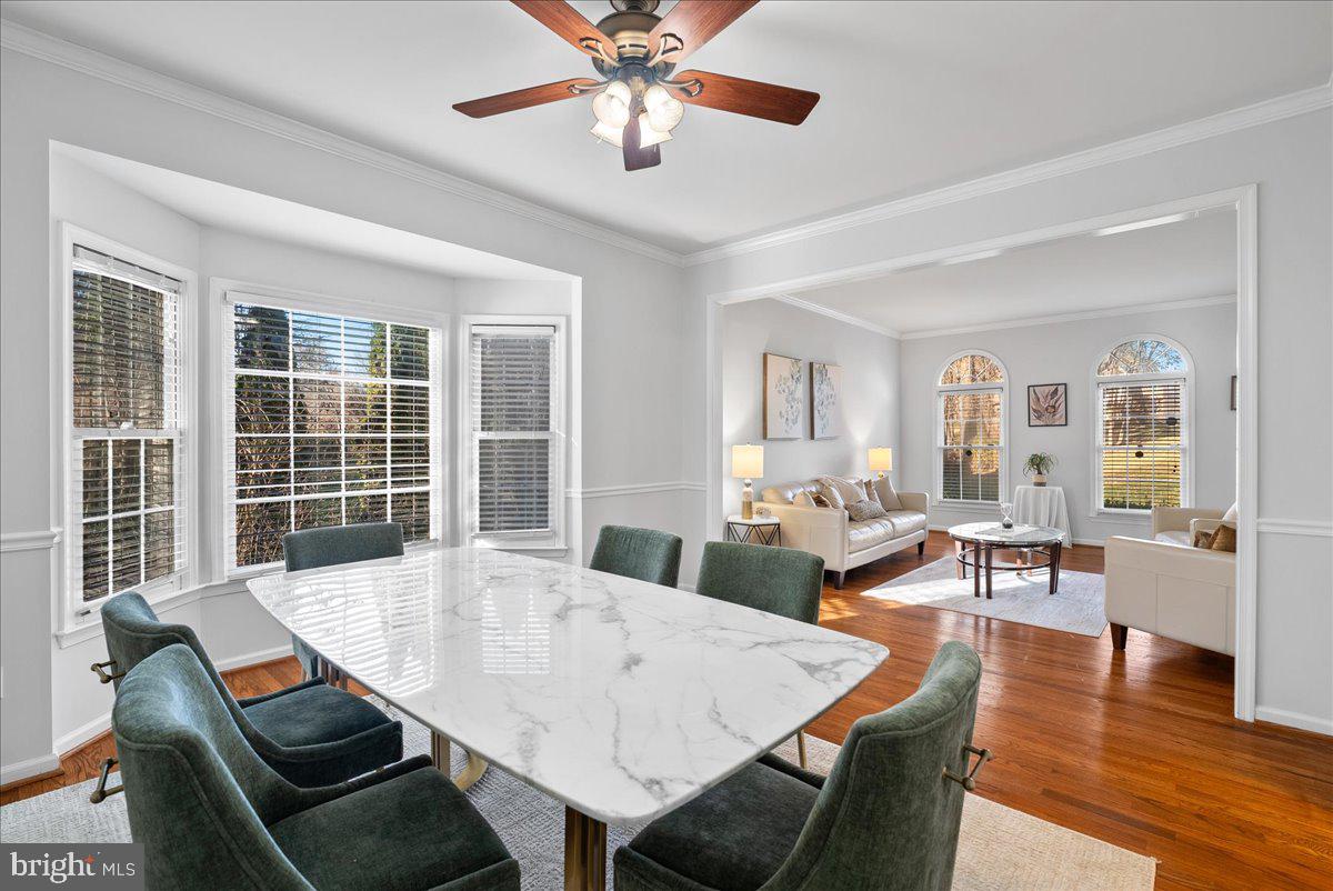 BARRINGTON OAKS - Residential Lease