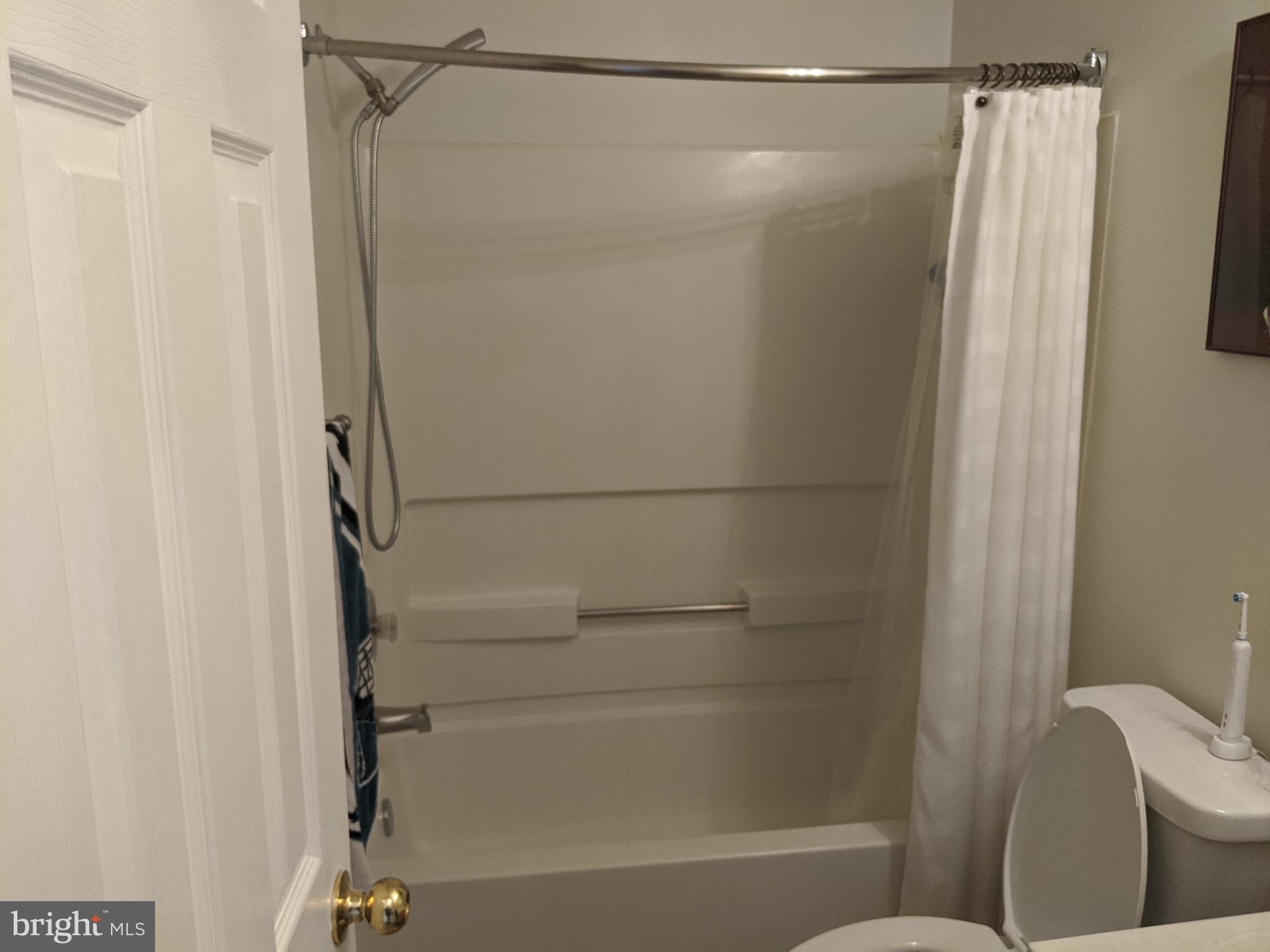 WARRENTON GARDENS - Residential