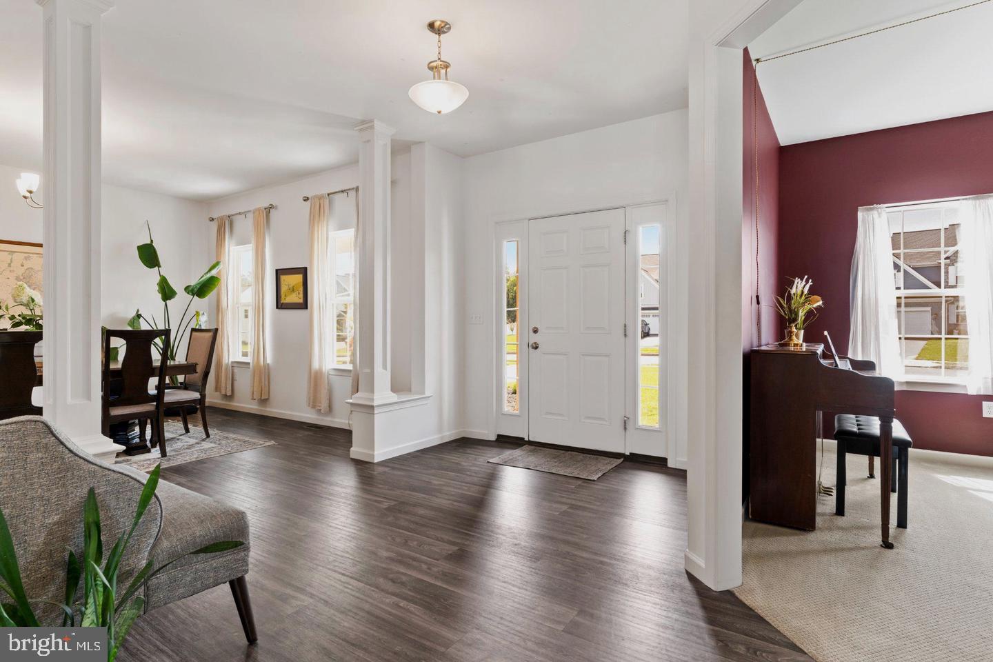 887 ASHFIELD DRIVE