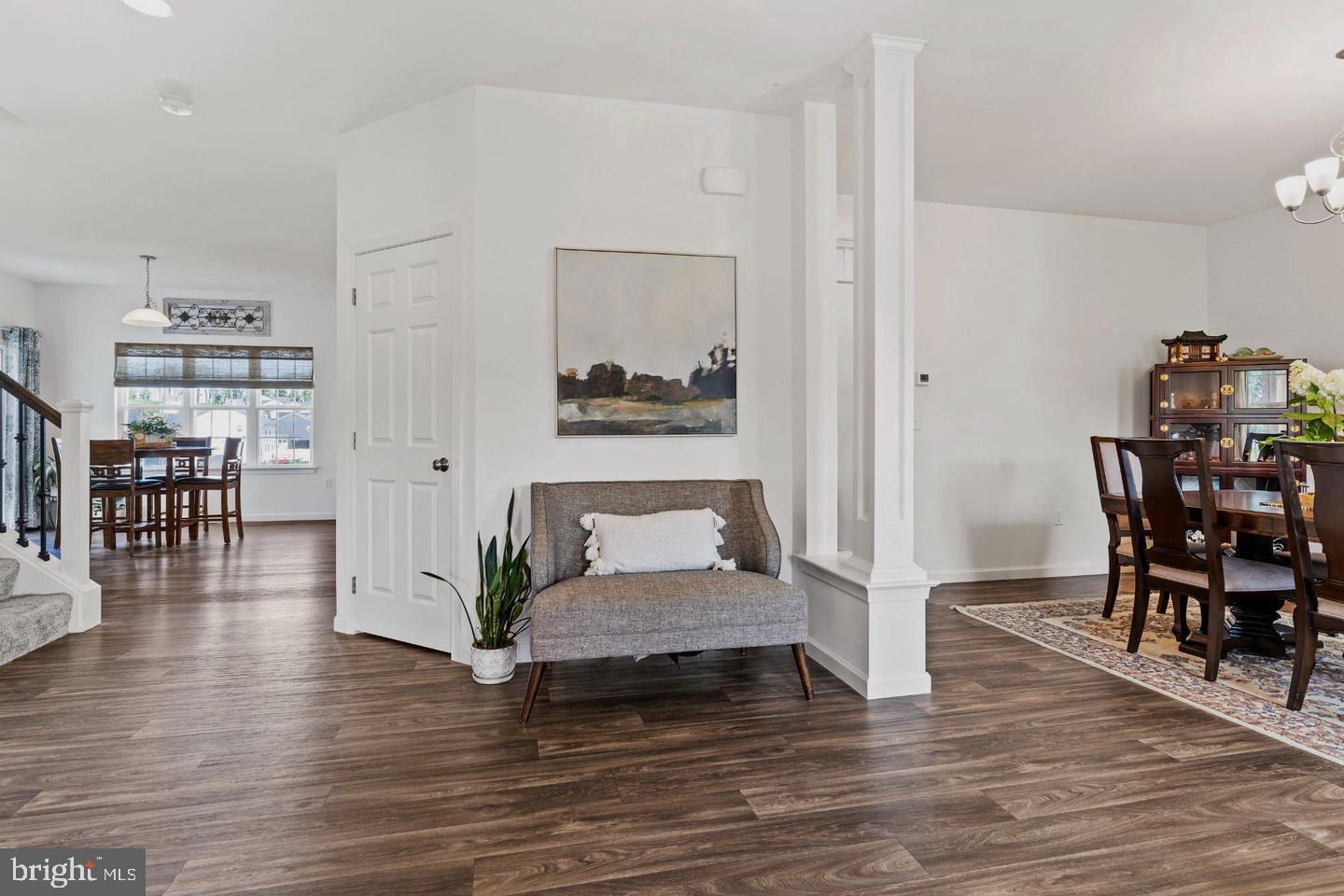 887 ASHFIELD DRIVE