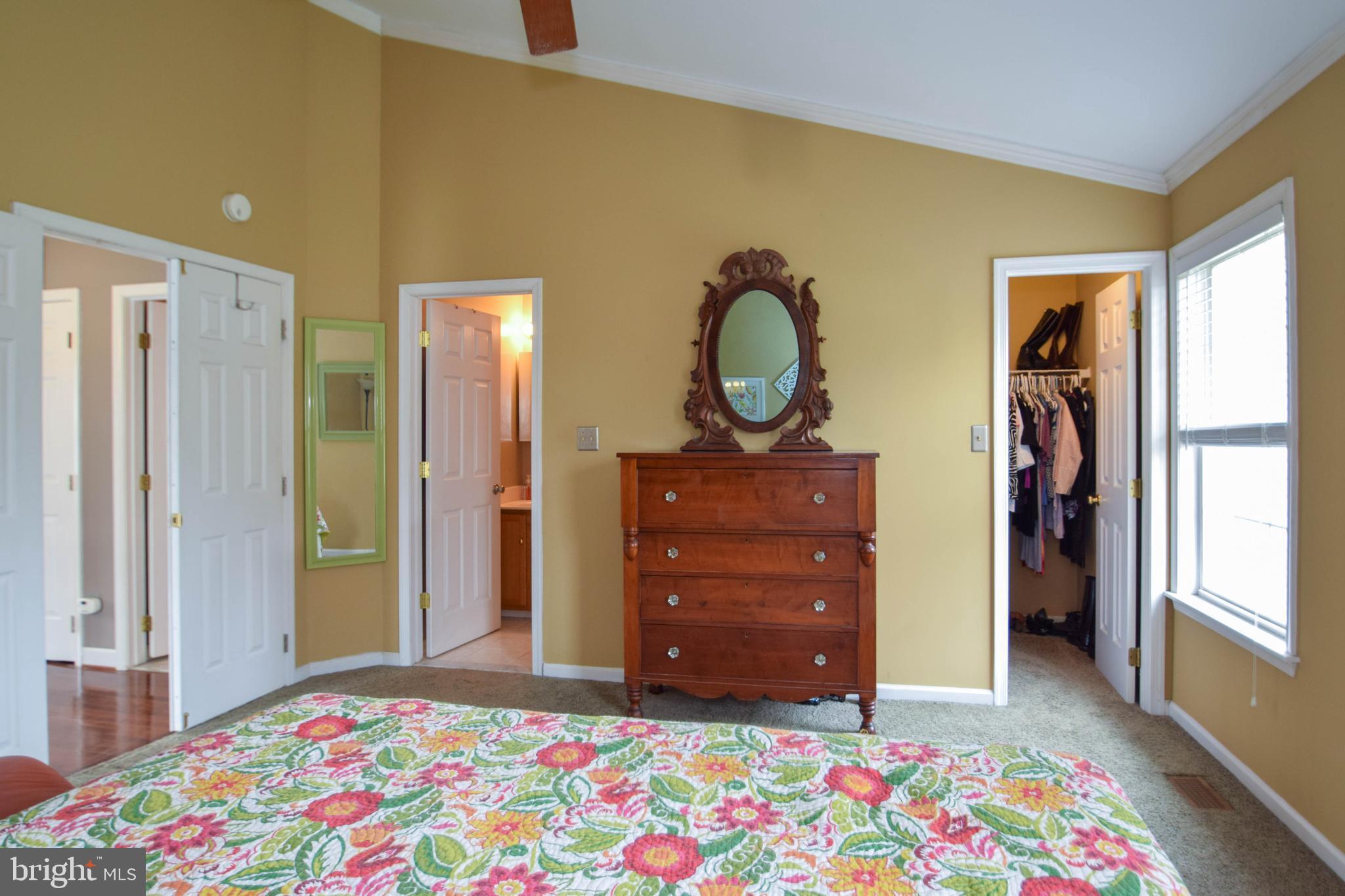 BELLE MANOR - Residential