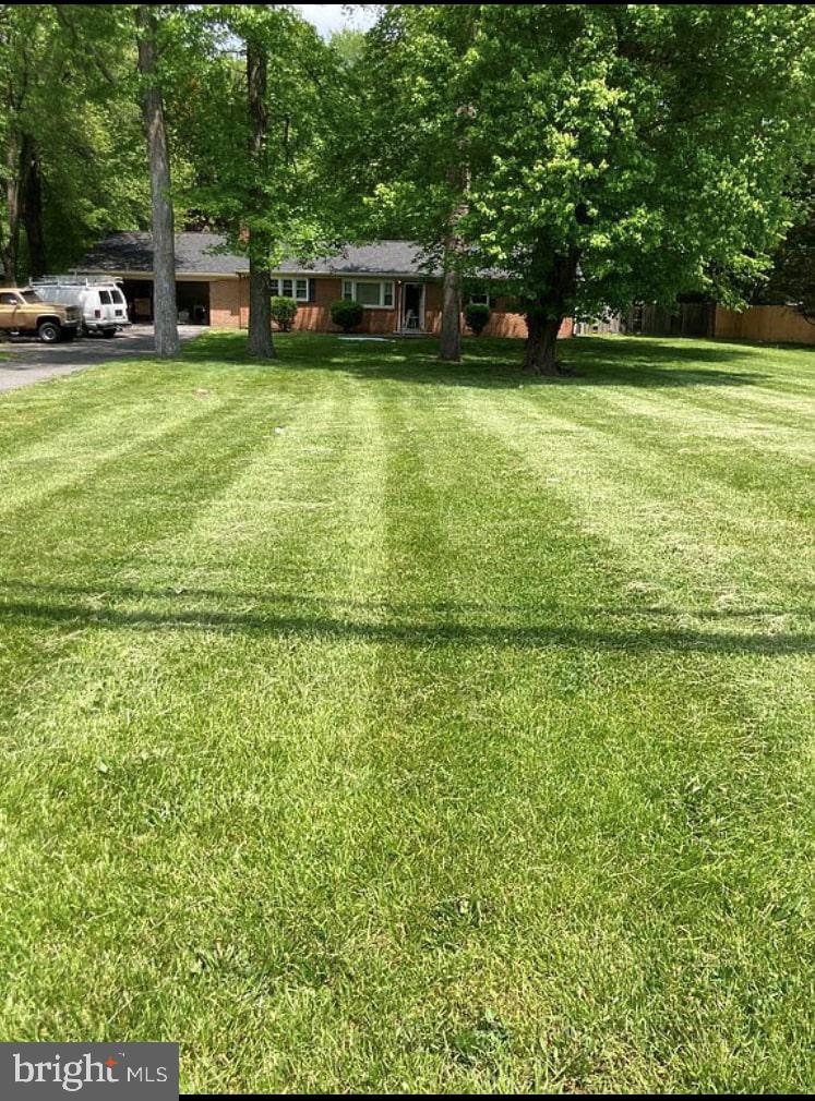 WILLIAMSBURG ESTATES - Residential