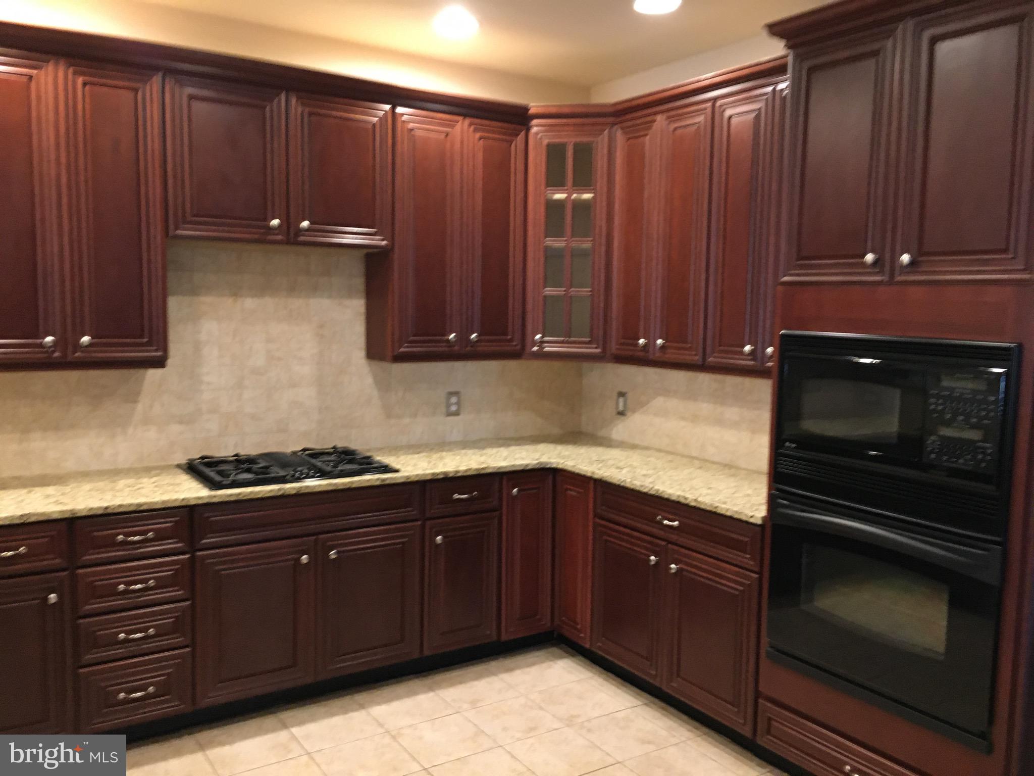 DOMINION VALLEY COUNTRY CLUB - Residential