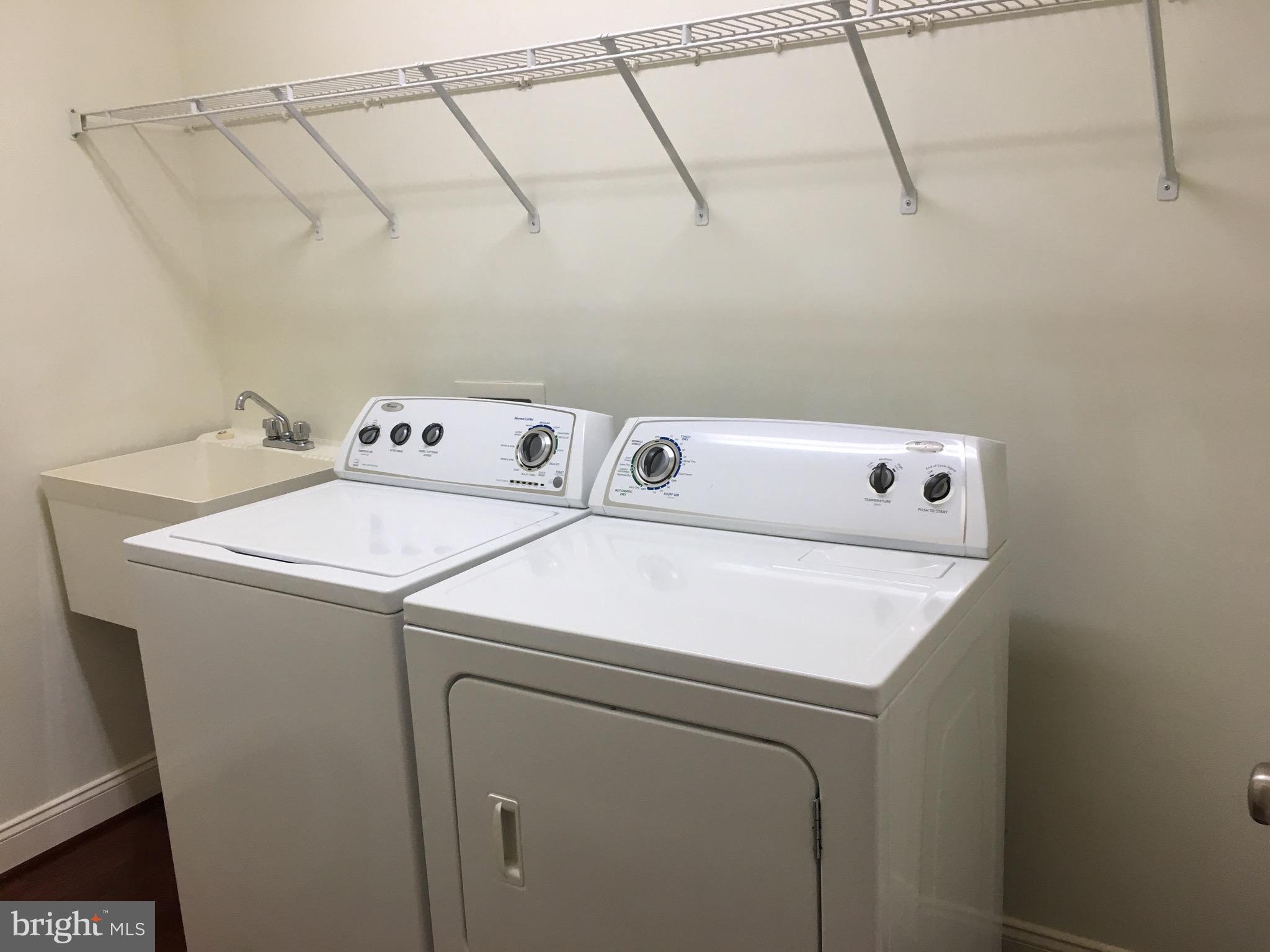 DOMINION VALLEY COUNTRY CLUB - Residential