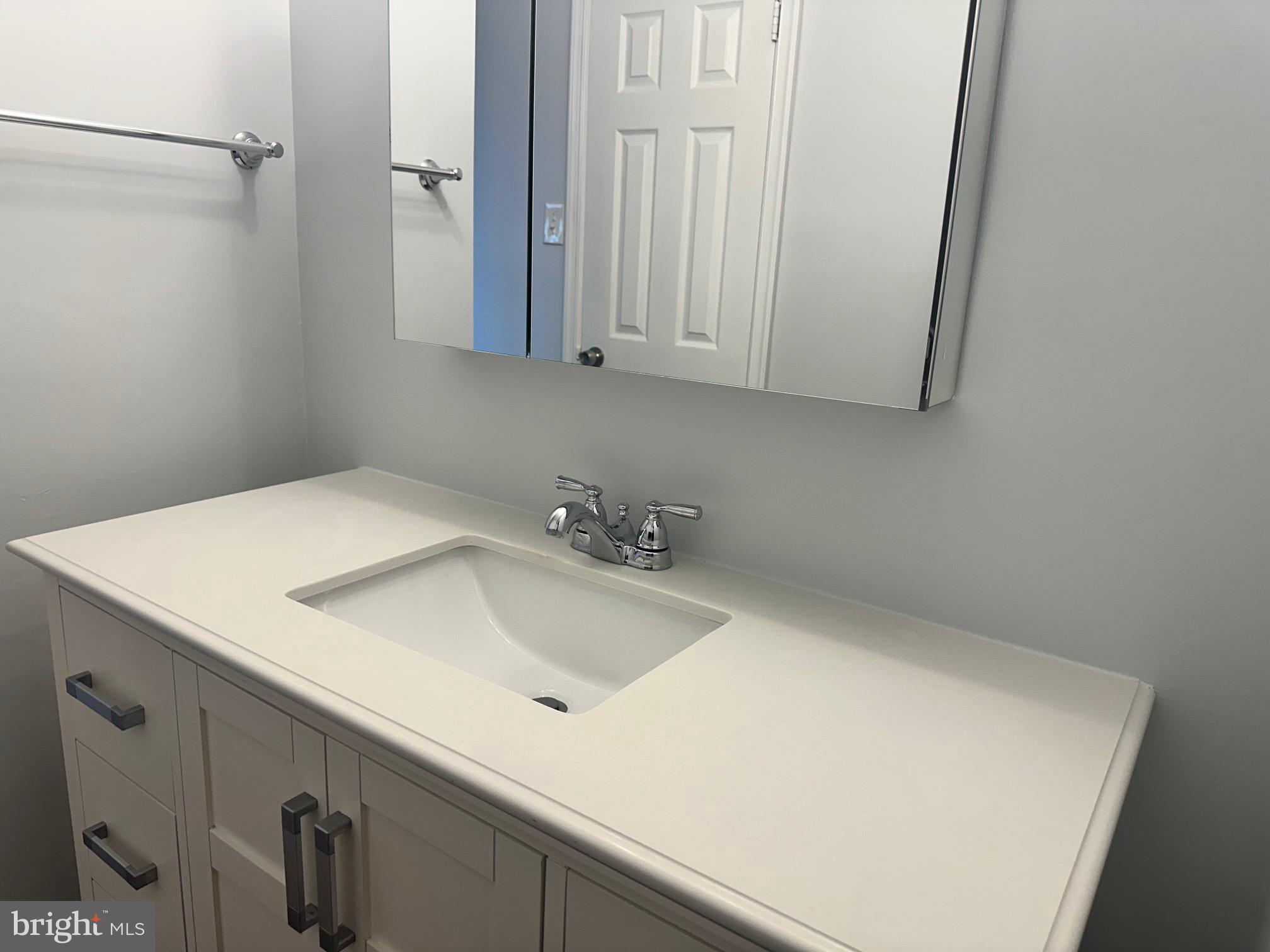 WHITEHALL - Residential