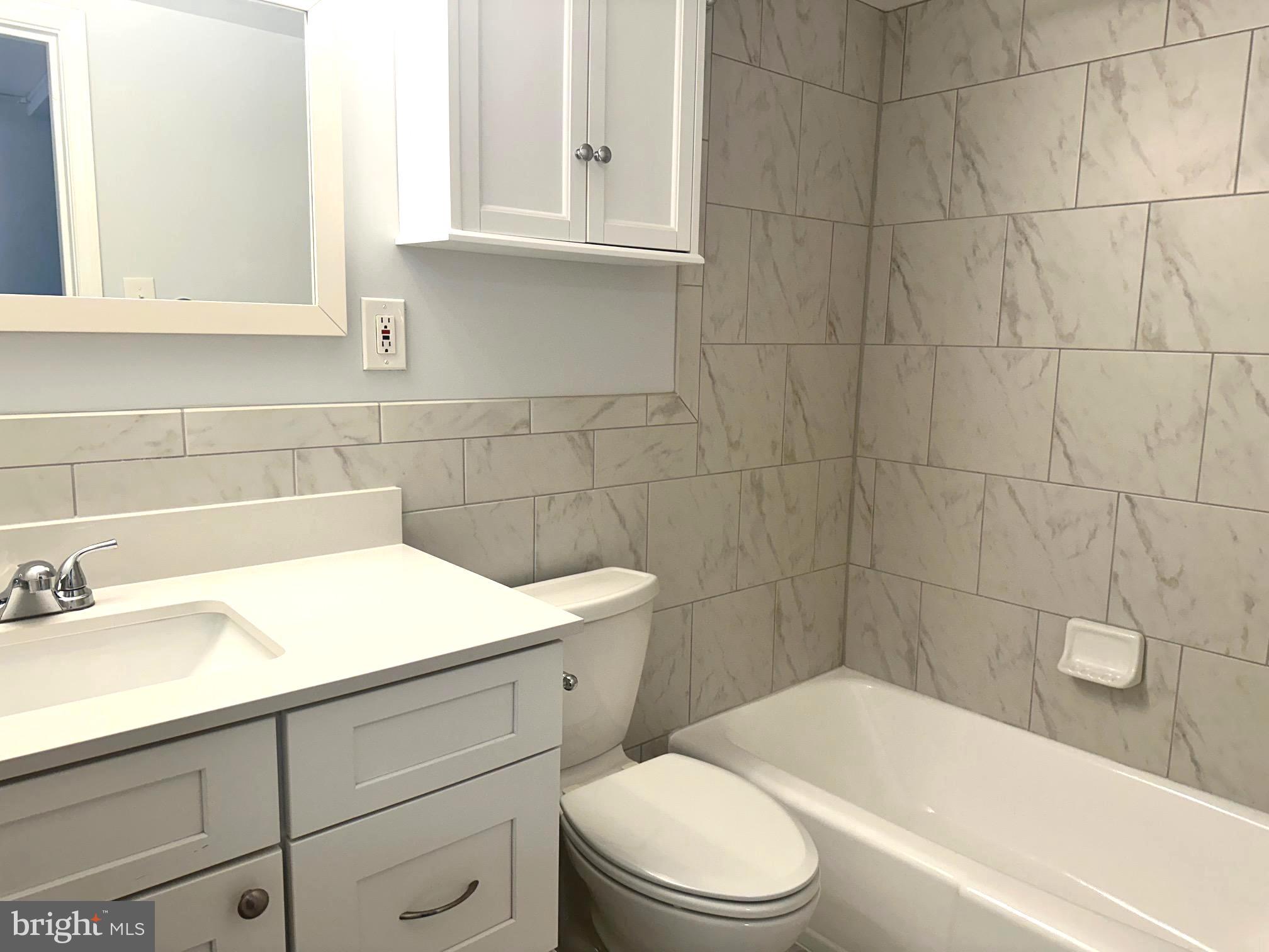 WHITEHALL - Residential