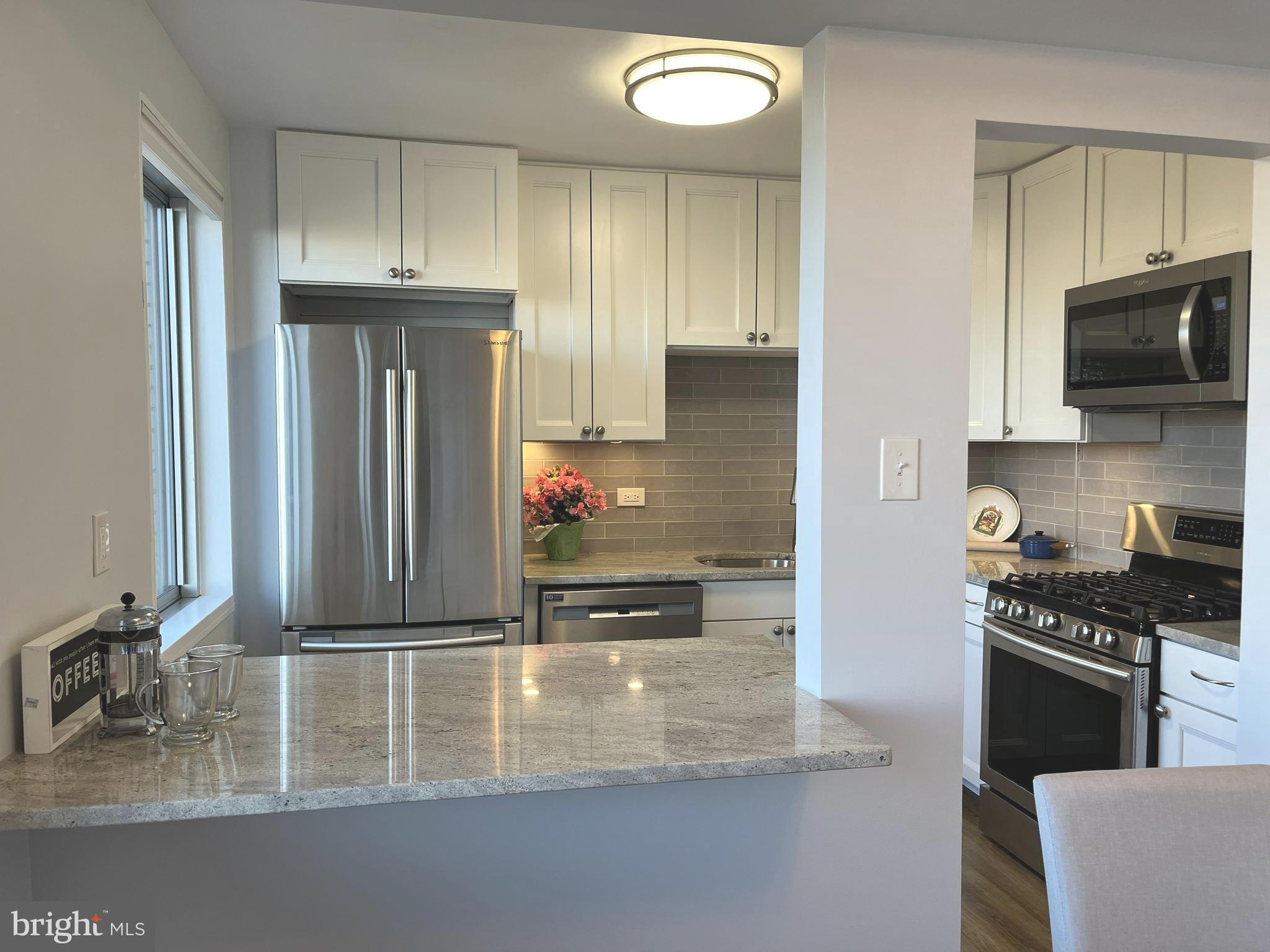 WHITEHALL - Residential